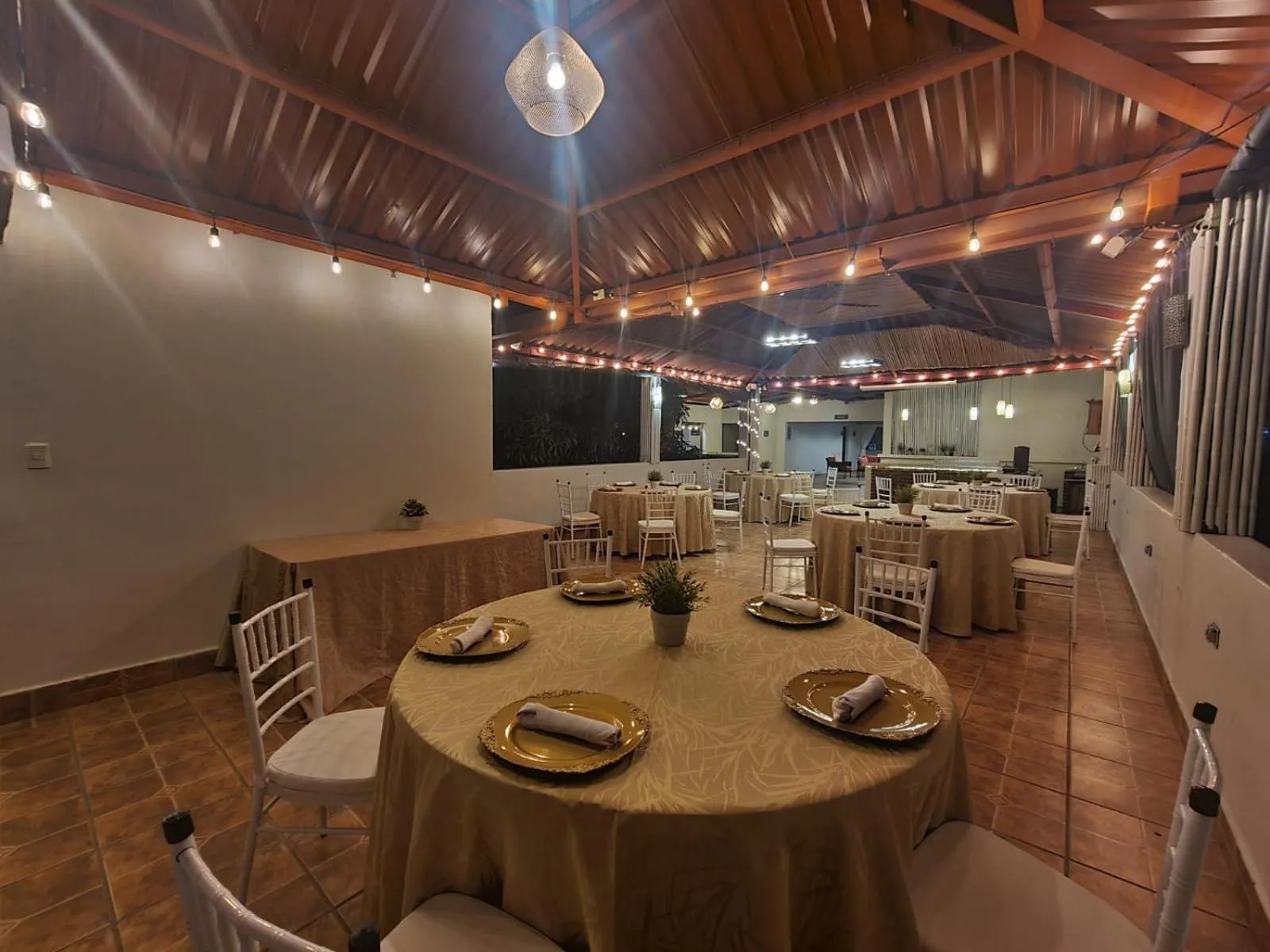 BBQ facilities in Humuya Inn