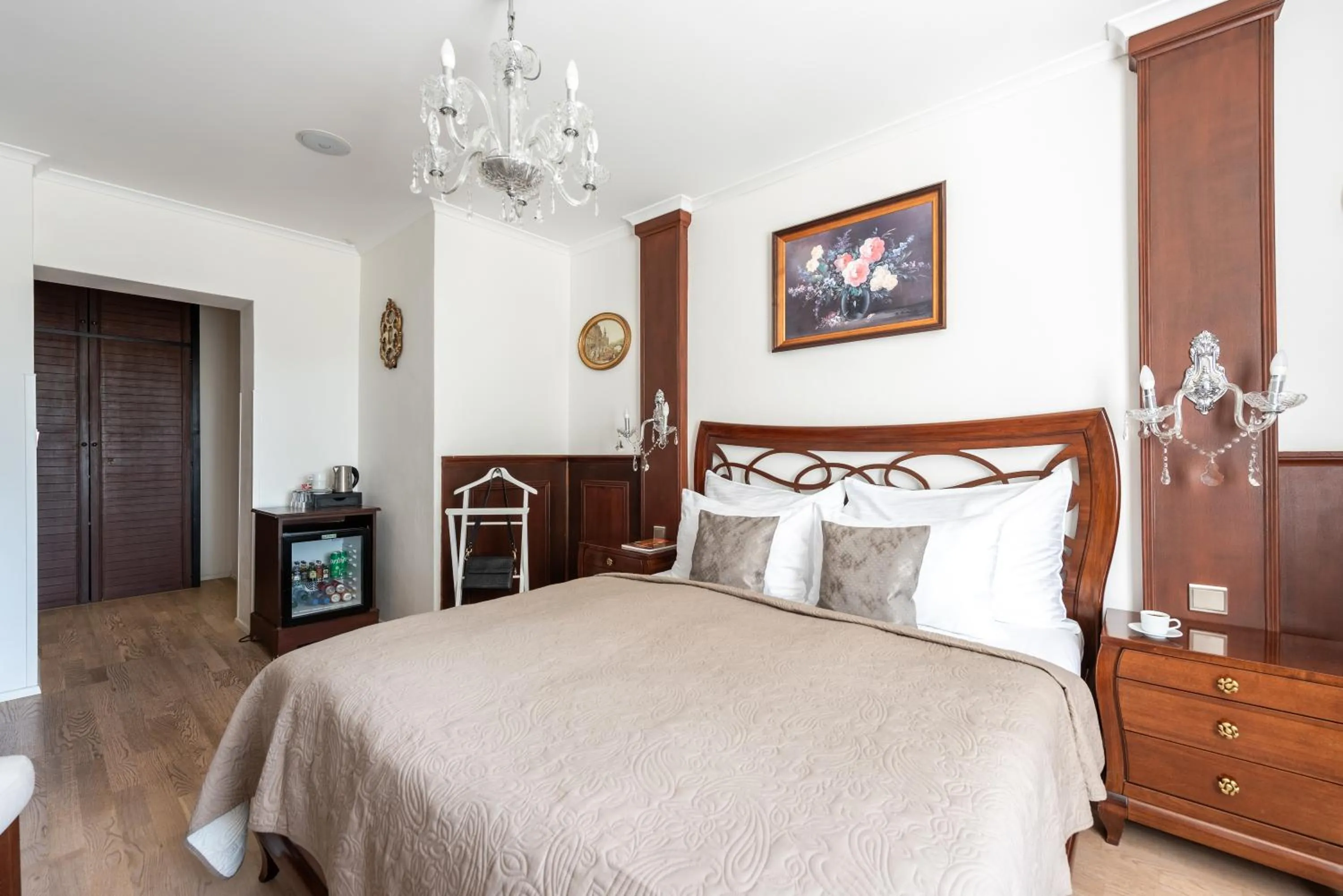 Bed in Wellness & SPA boutique Hotel pod lipkami Prague