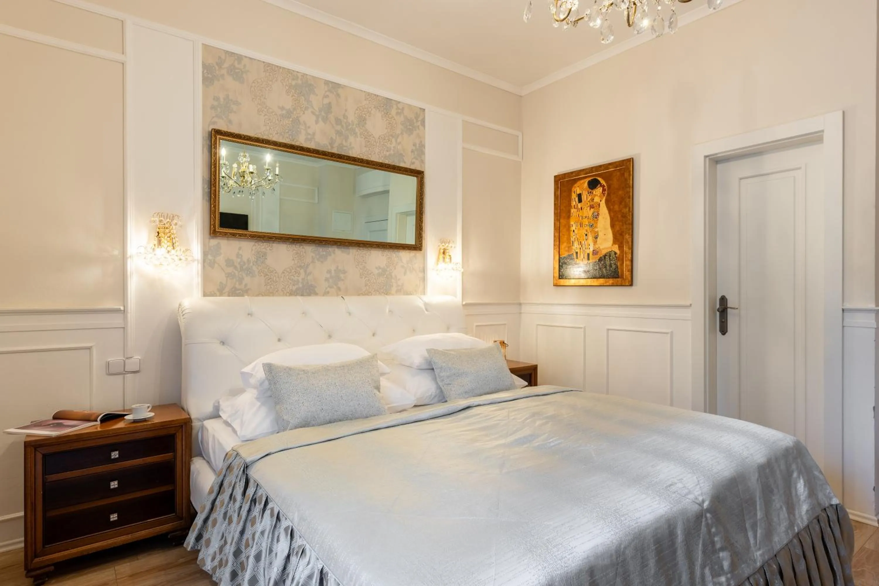 Bed in Wellness & SPA boutique Hotel pod lipkami Prague