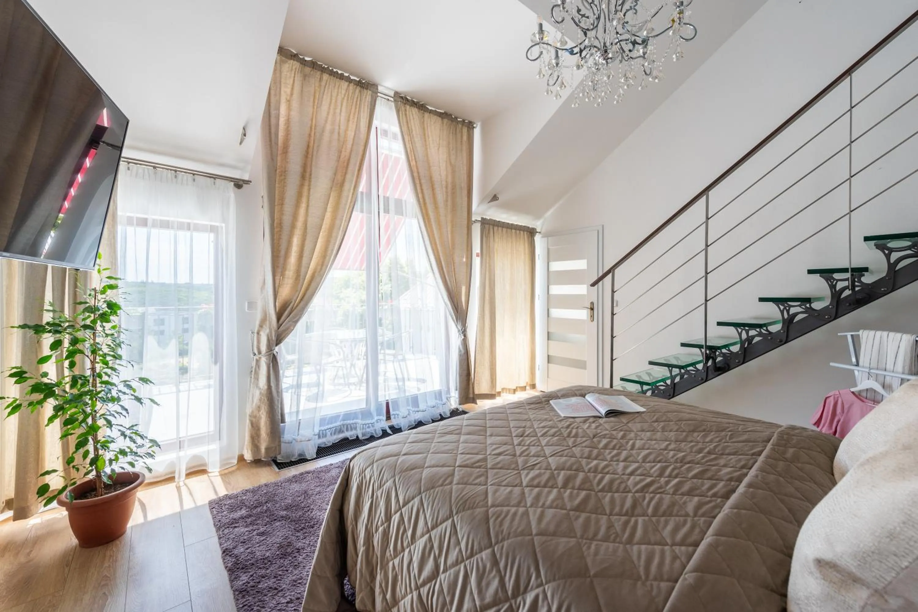 Bed in Wellness & SPA boutique Hotel pod lipkami Prague