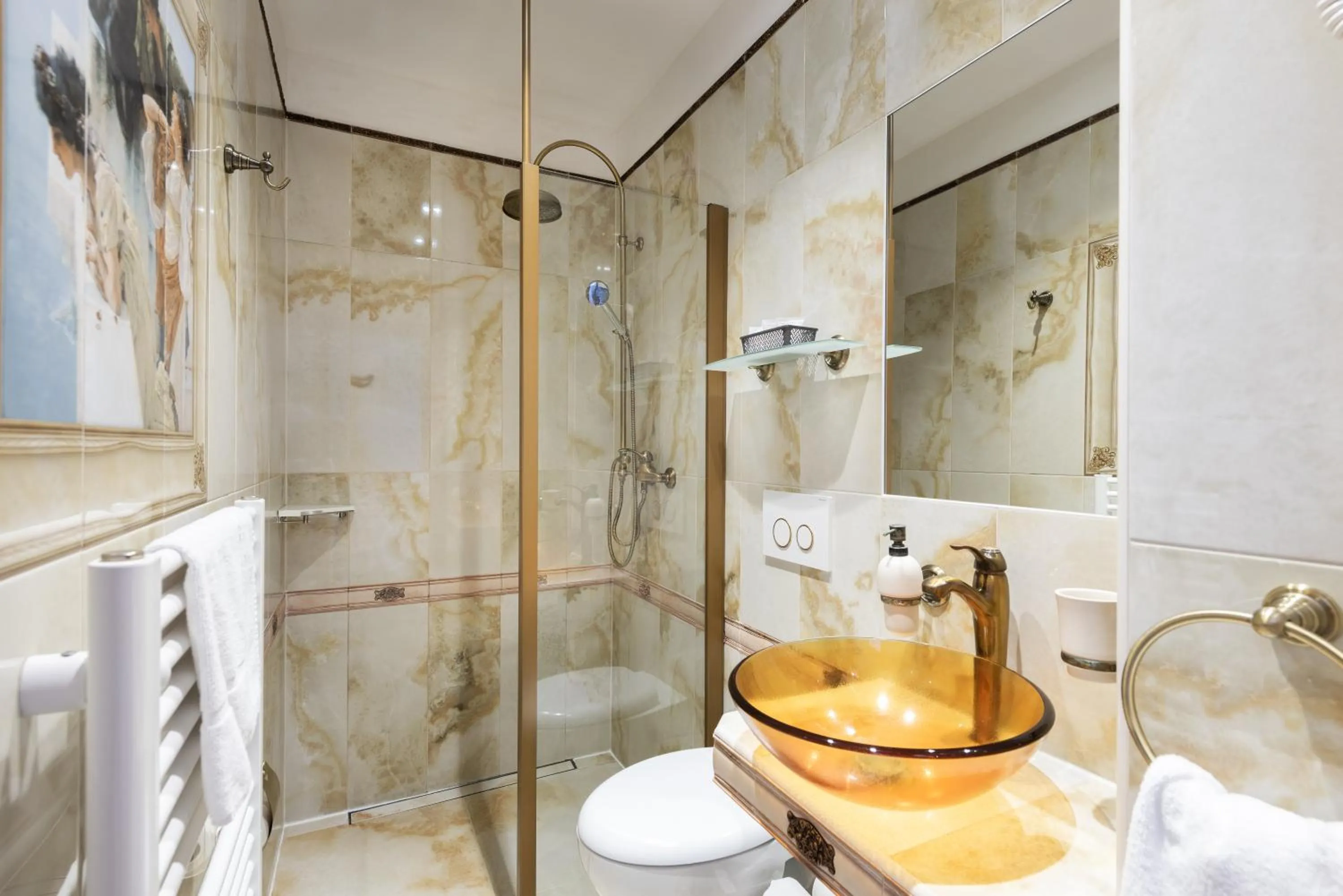 Toilet in Wellness & SPA boutique Hotel pod lipkami Prague