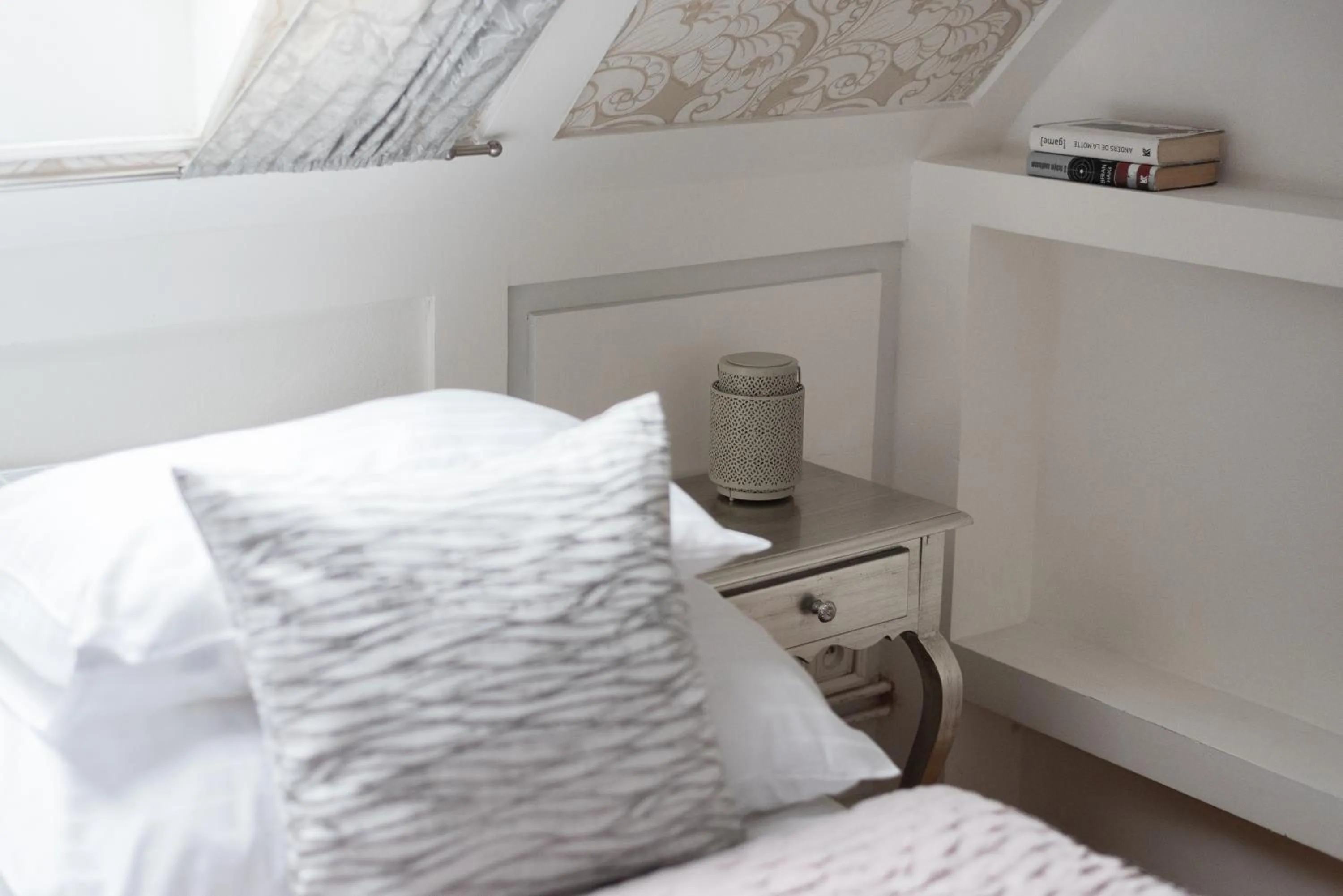 Bed in Wellness & SPA boutique Hotel pod lipkami Prague