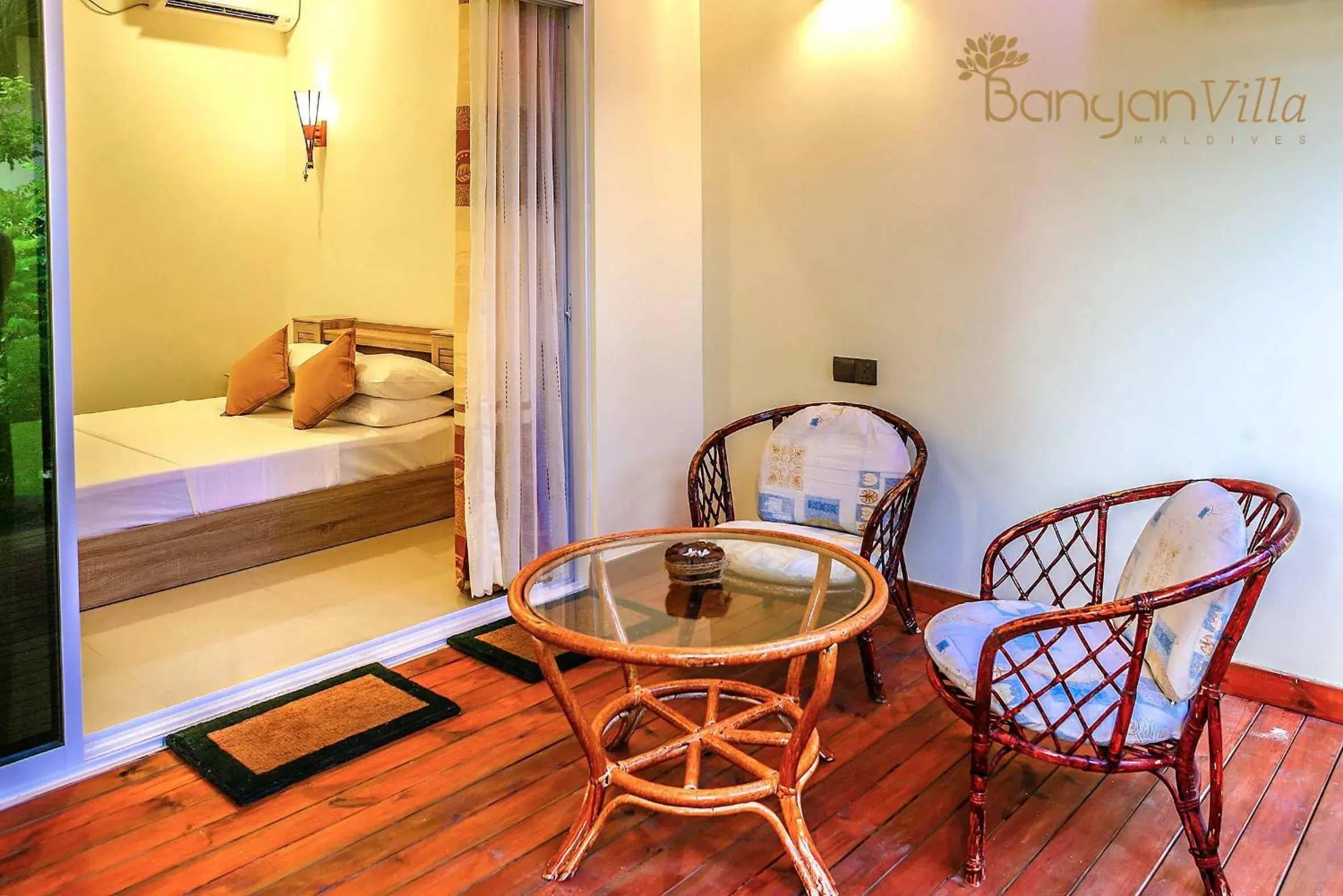 Deluxe Double or Twin Room with Garden View in Banyan Villa Maldives Dhangethi Deluxe Double or Twin Room with Garden View in Banyan Villa Maldives Dhangethi