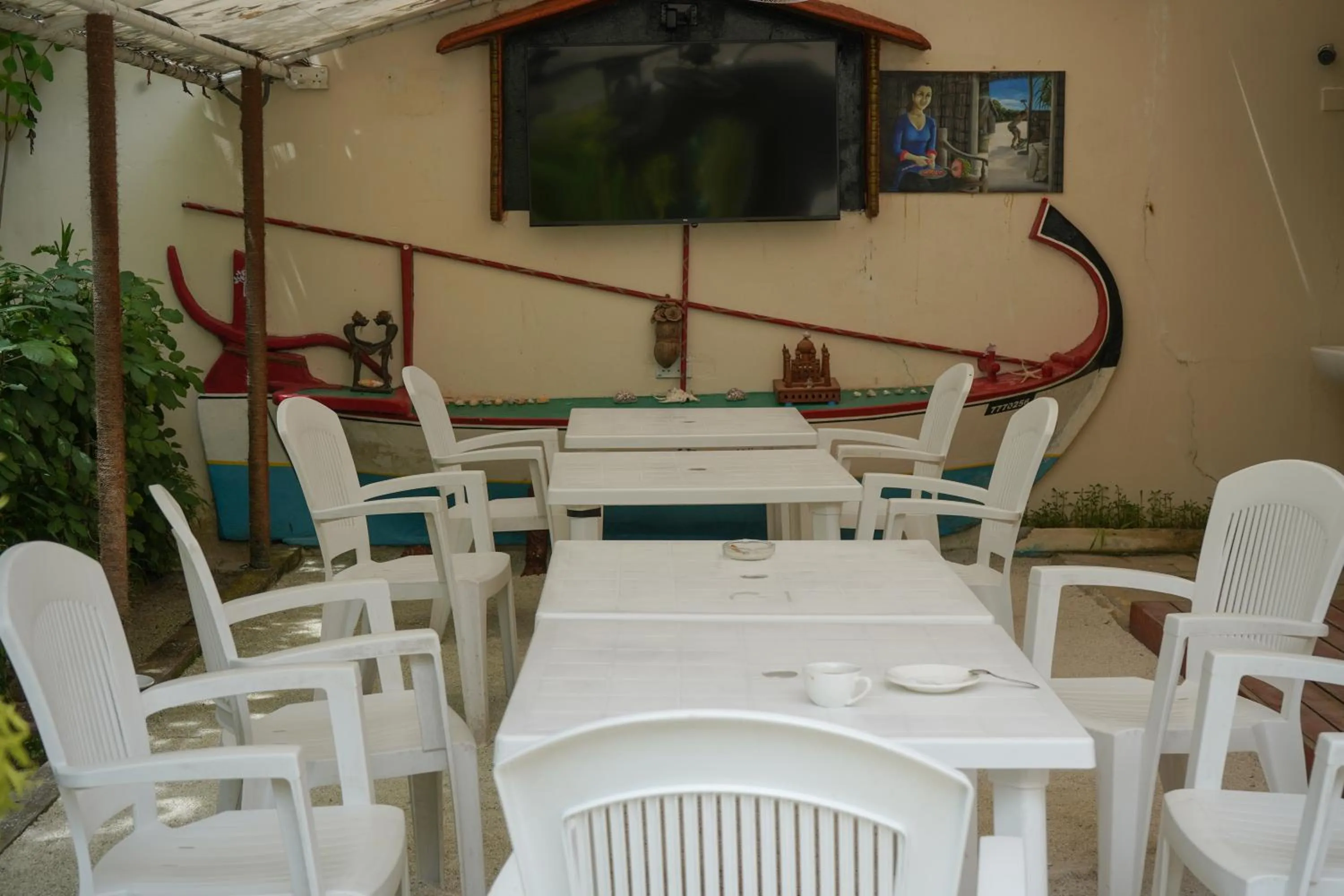 Seating area in Banyan Villa Maldives Dhangethi