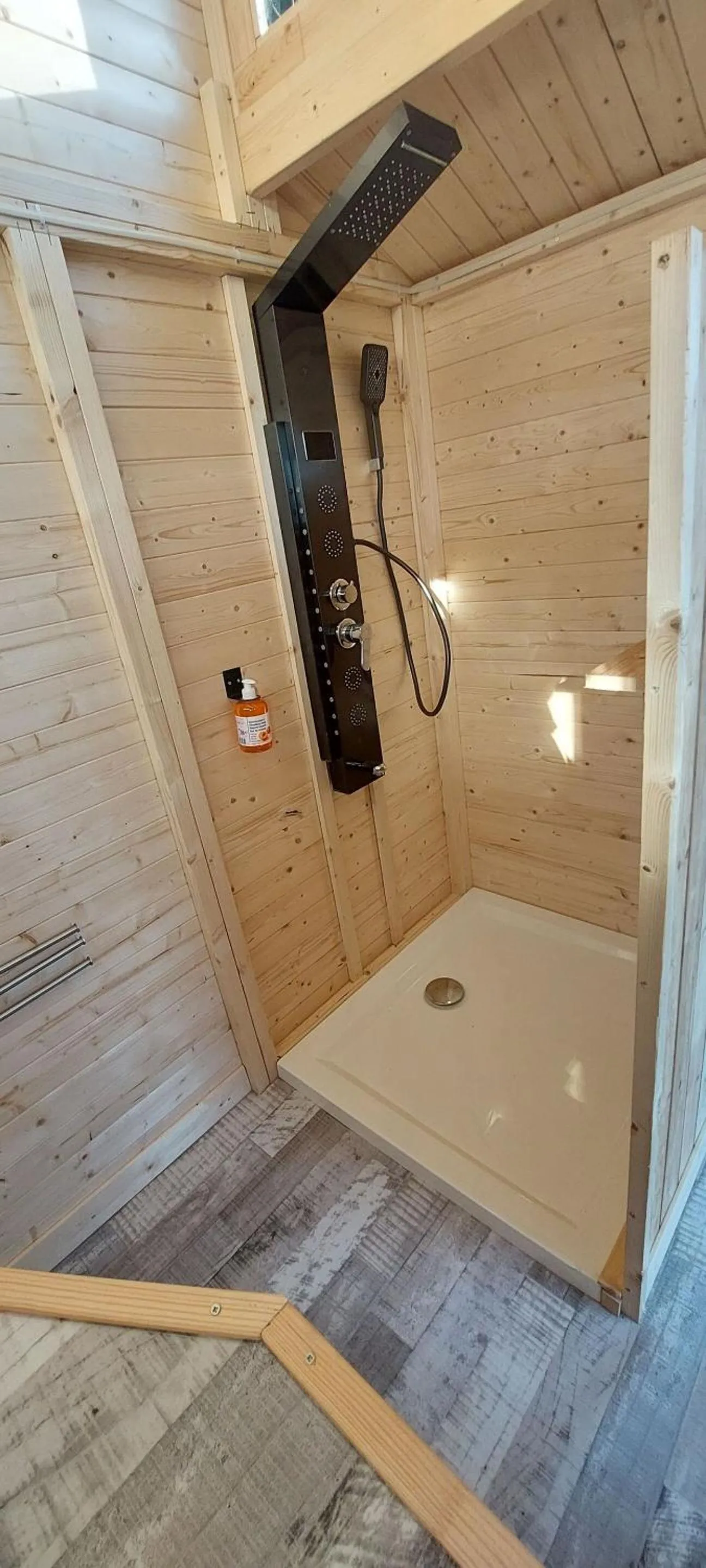 Bathroom in La Longère Des Nuits De Varenne