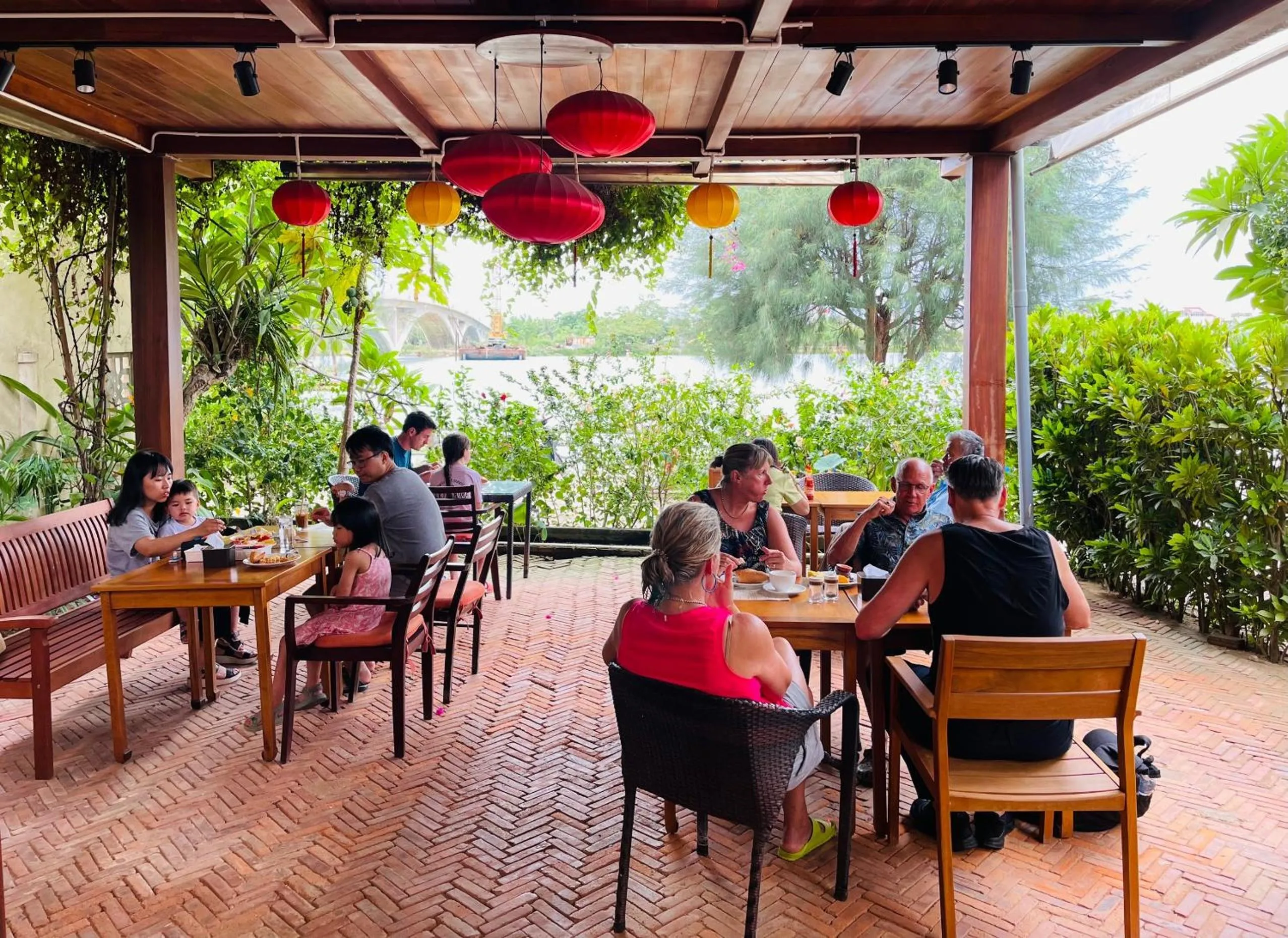 Restaurant/places to eat in Villa Orchid Garden Riverside Hoi An