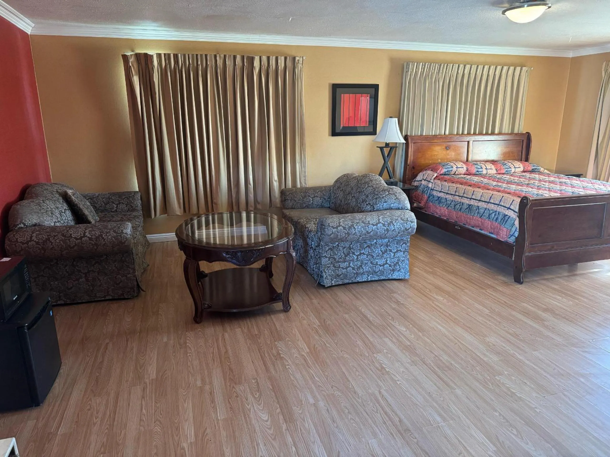 Bed in Vista Motel - Riverside