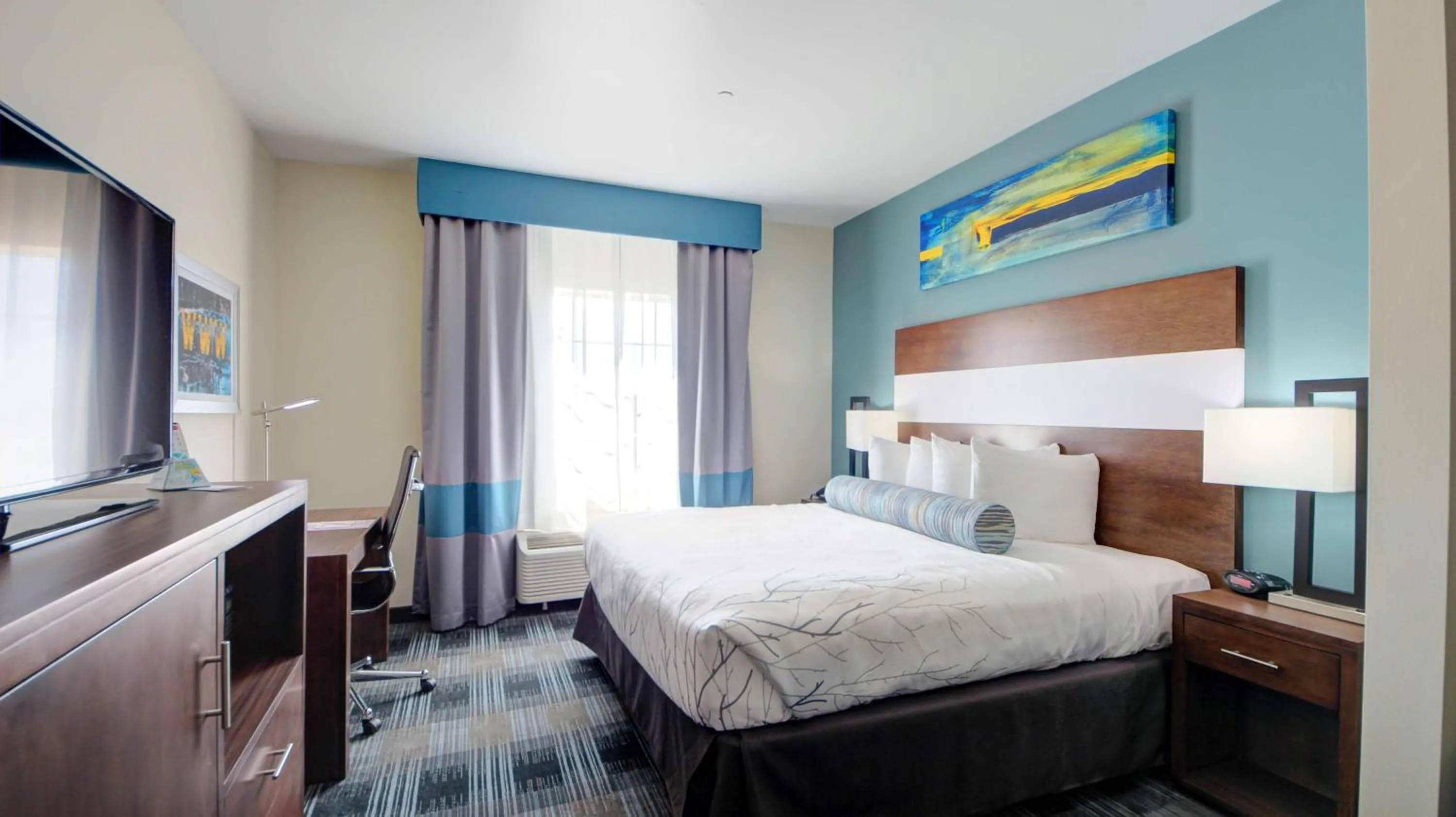 Photo of the whole room in Best Western PLUS Inn of Muskogee