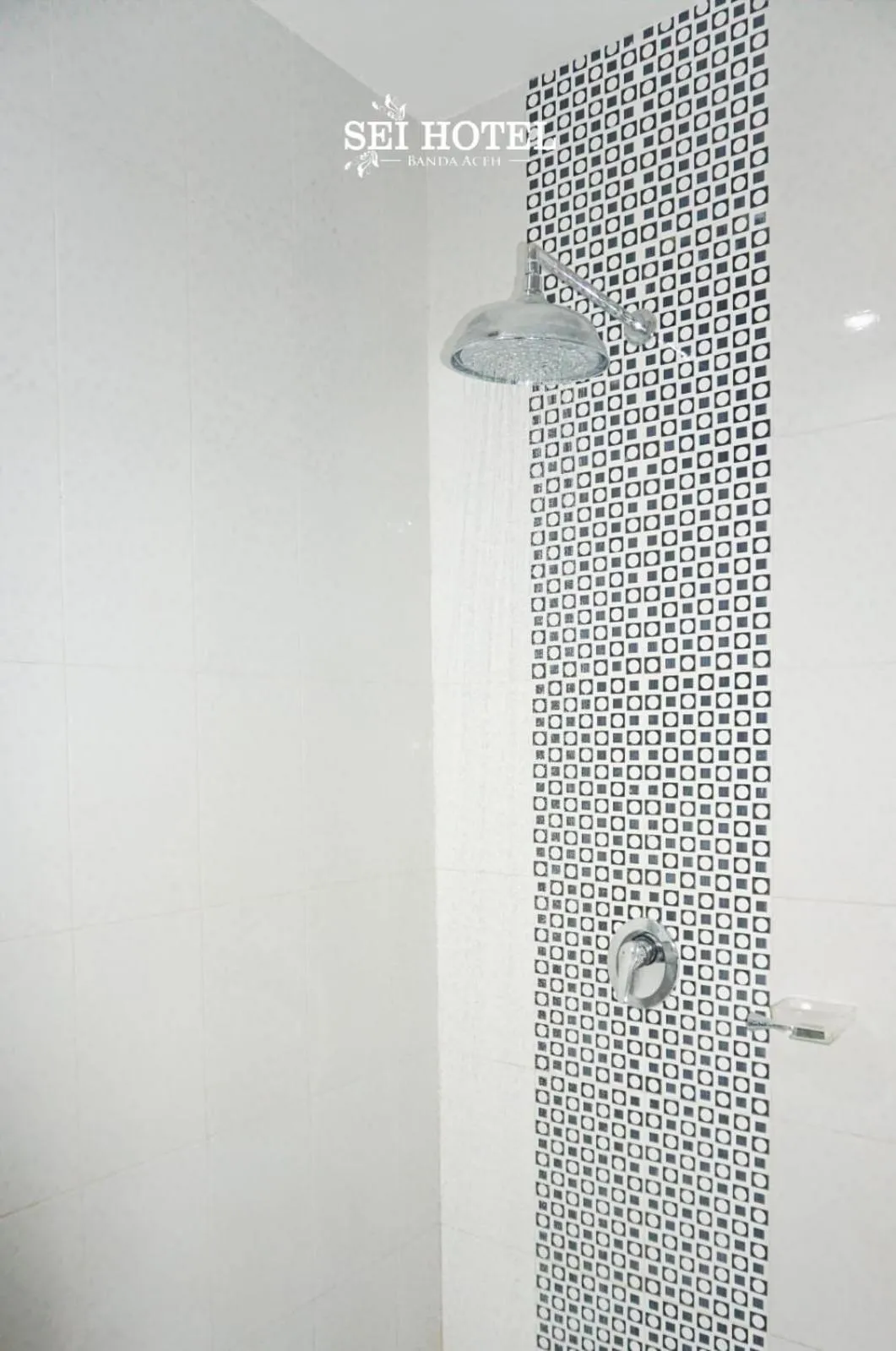 Shower in Sei Hotel Aceh