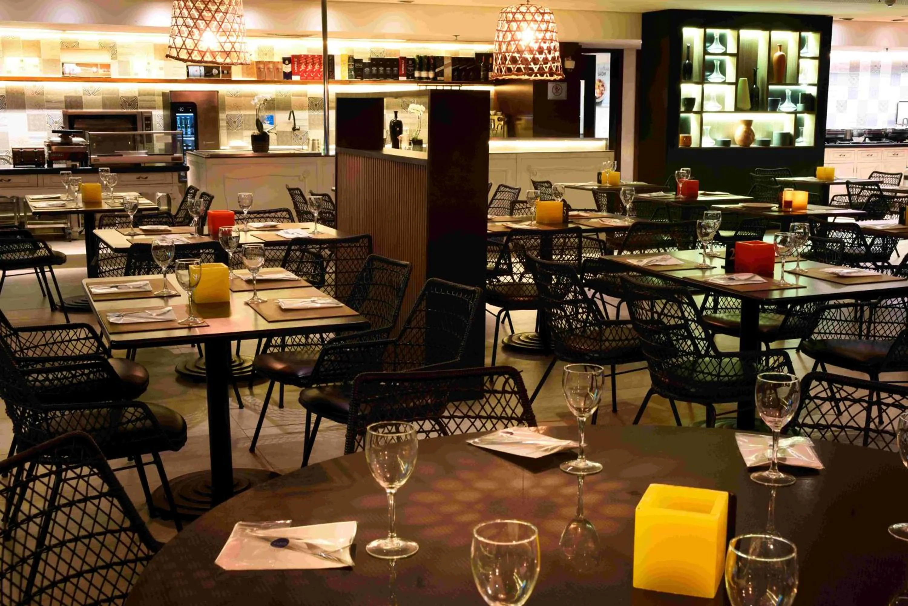 Restaurant/places to eat in Blue Tree Premium Alphaville