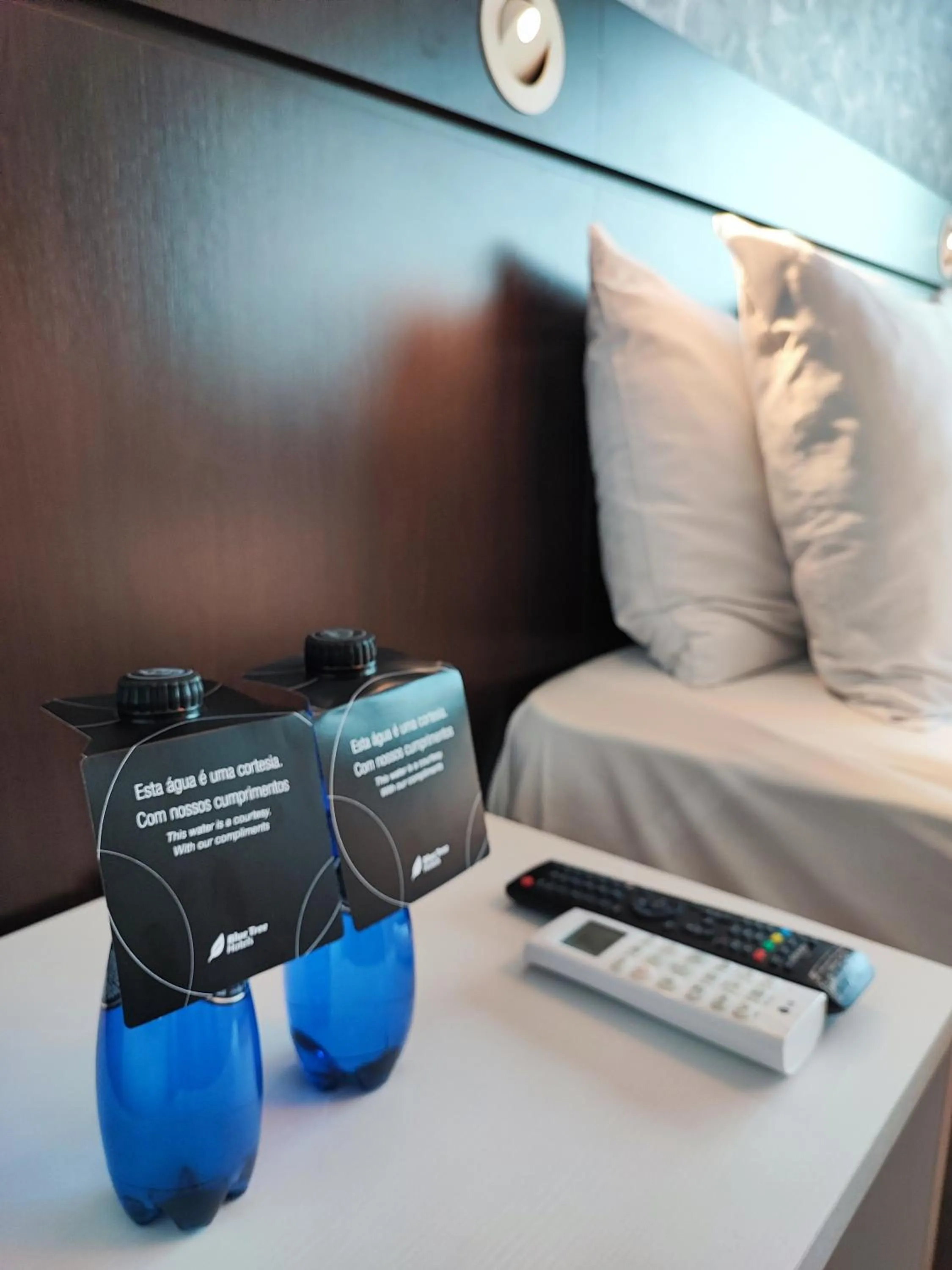 Bed in Blue Tree Premium Alphaville