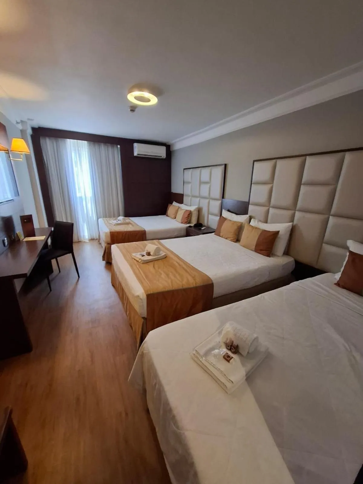 Bed in Royal Atlântica Macaé Hotel