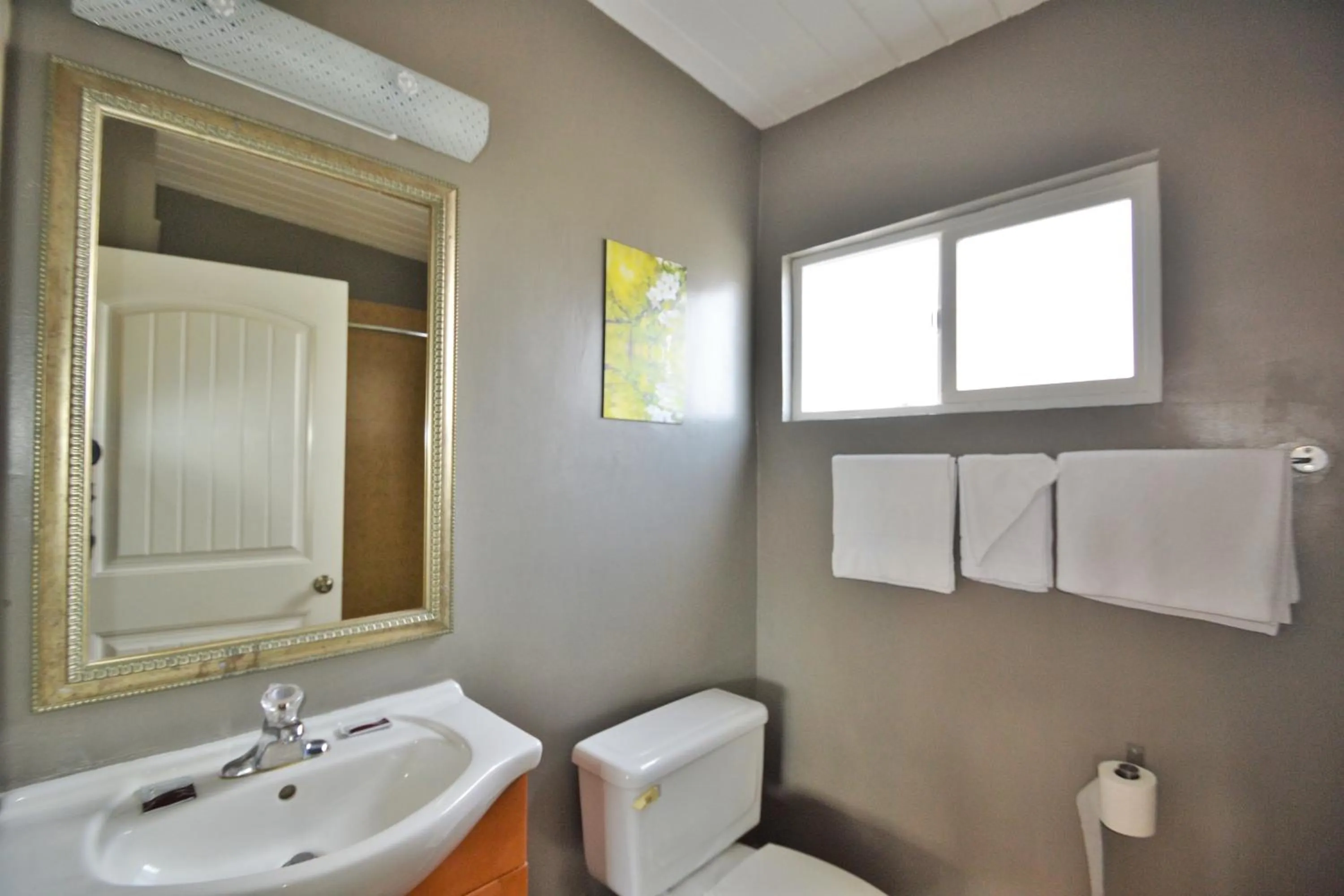 Bathroom in Lodge at 32nd