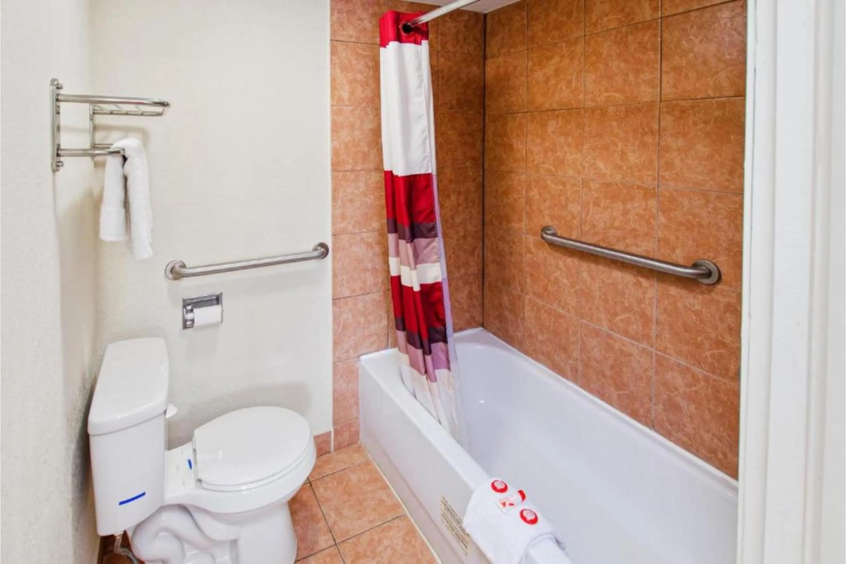 Bathroom in OYO Hotel Blytheville AR I-55