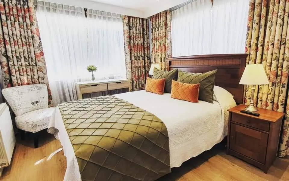 Bed in Hotel Puerta del Lago