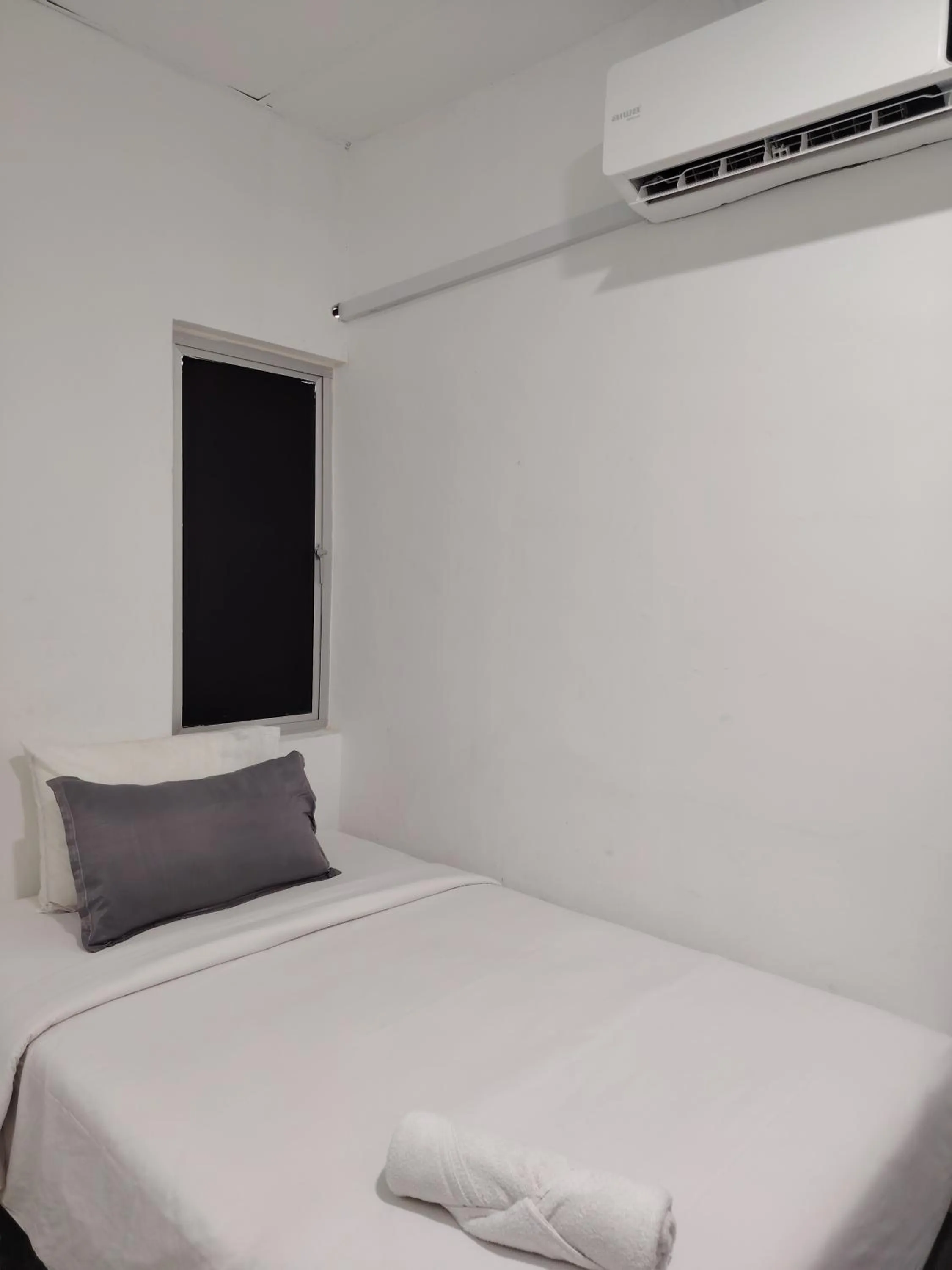 Bed in The Ardens Hotel - Pekan Nenas, Pontian