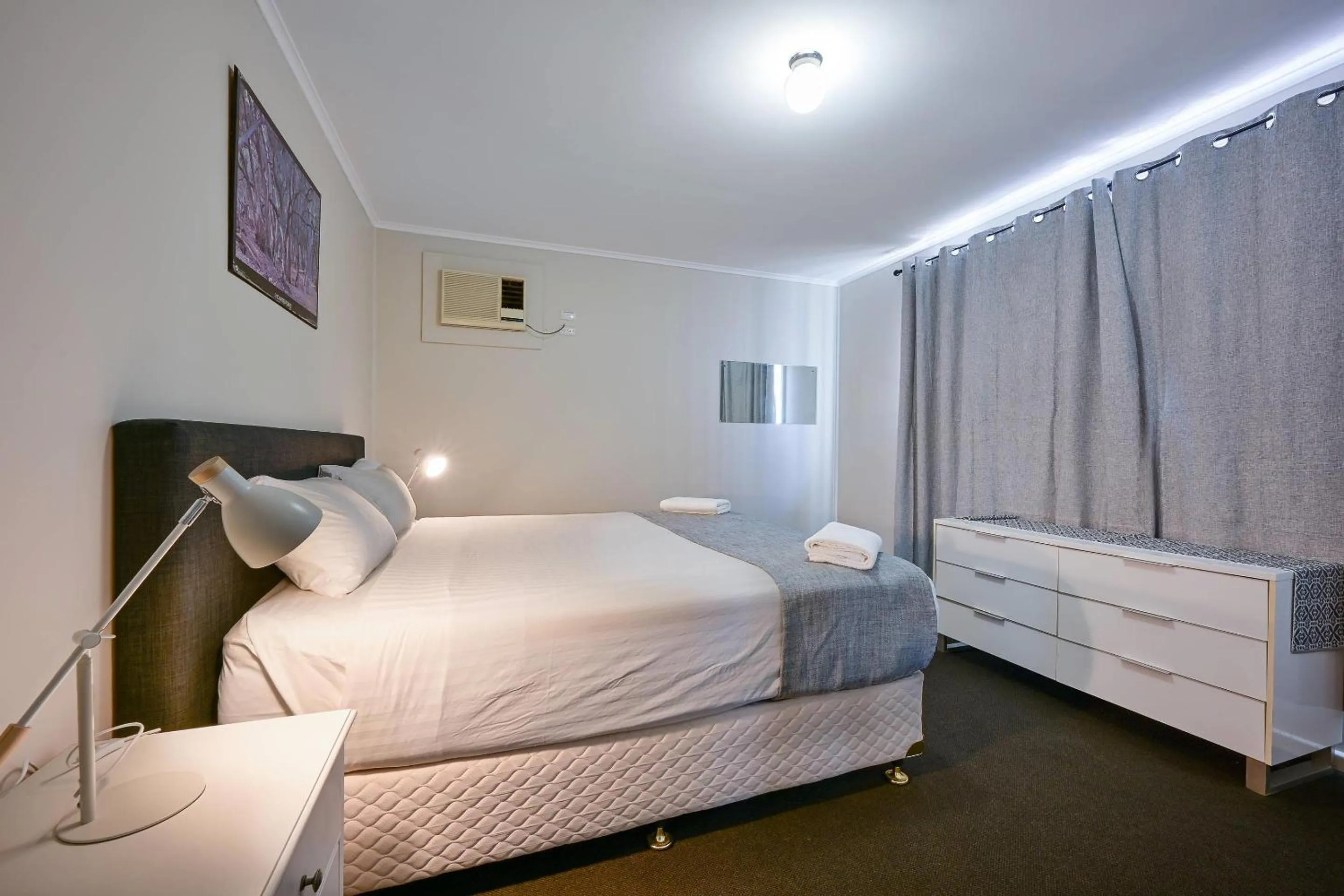 Bedroom, Bed in Econo Lodge Port Augusta