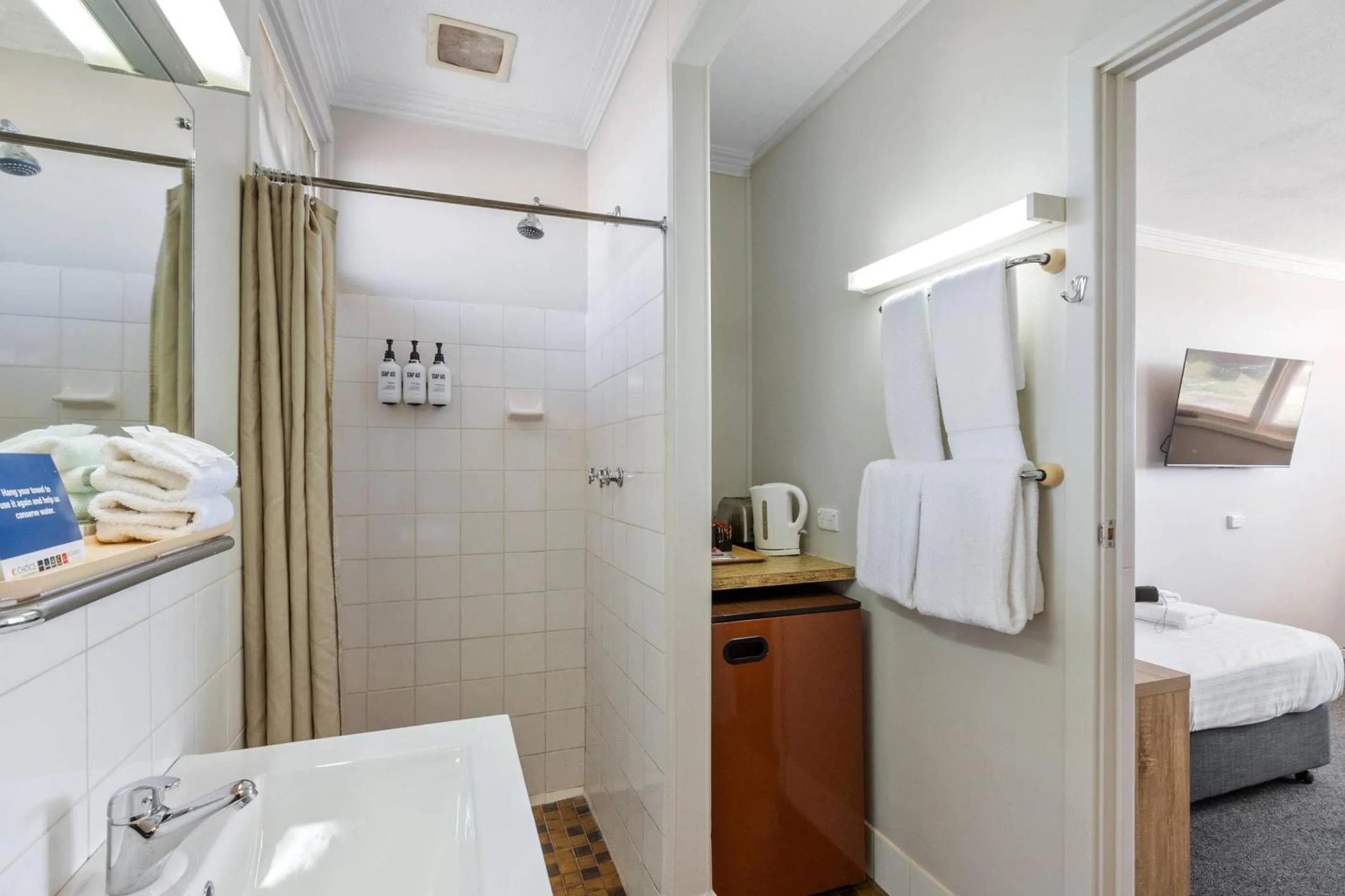 Bedroom, Bed in Econo Lodge Port Augusta