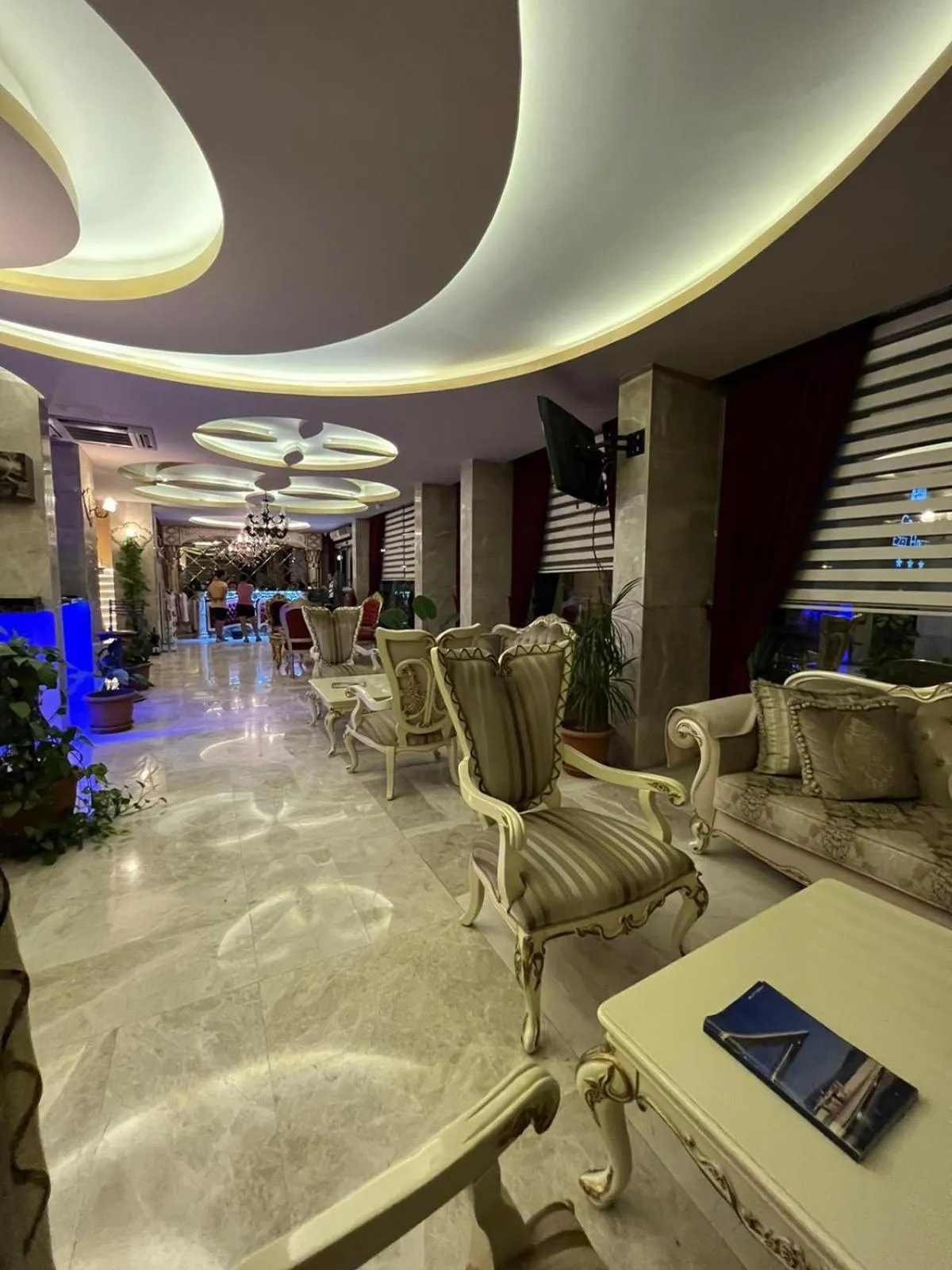 Grand Ezel Hotel