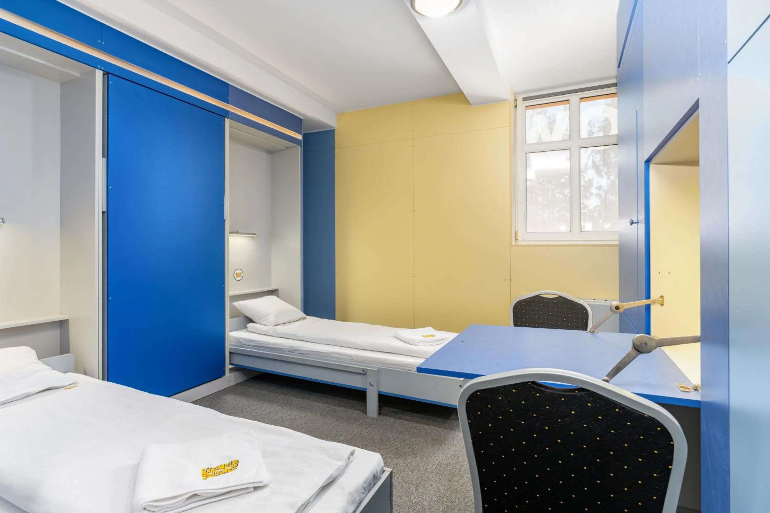 Bed in Elemels Planet