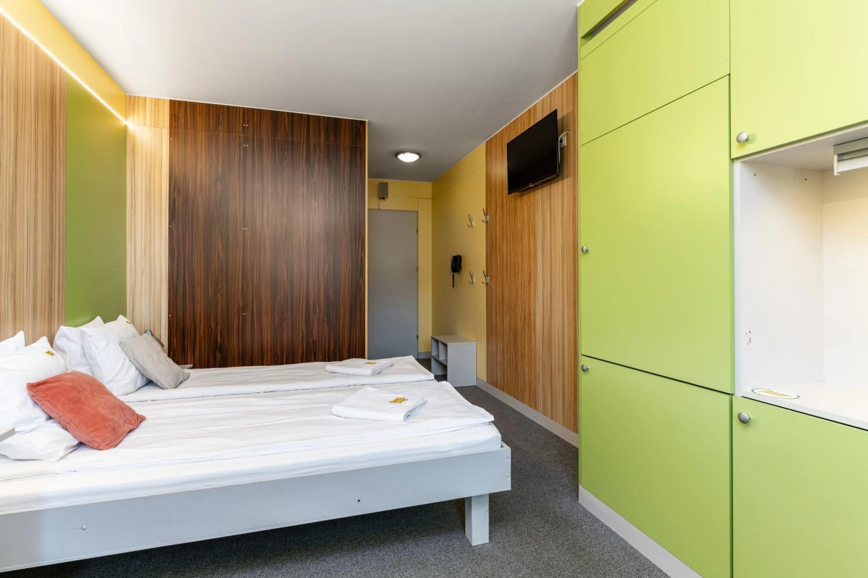 Bed in Elemels Planet