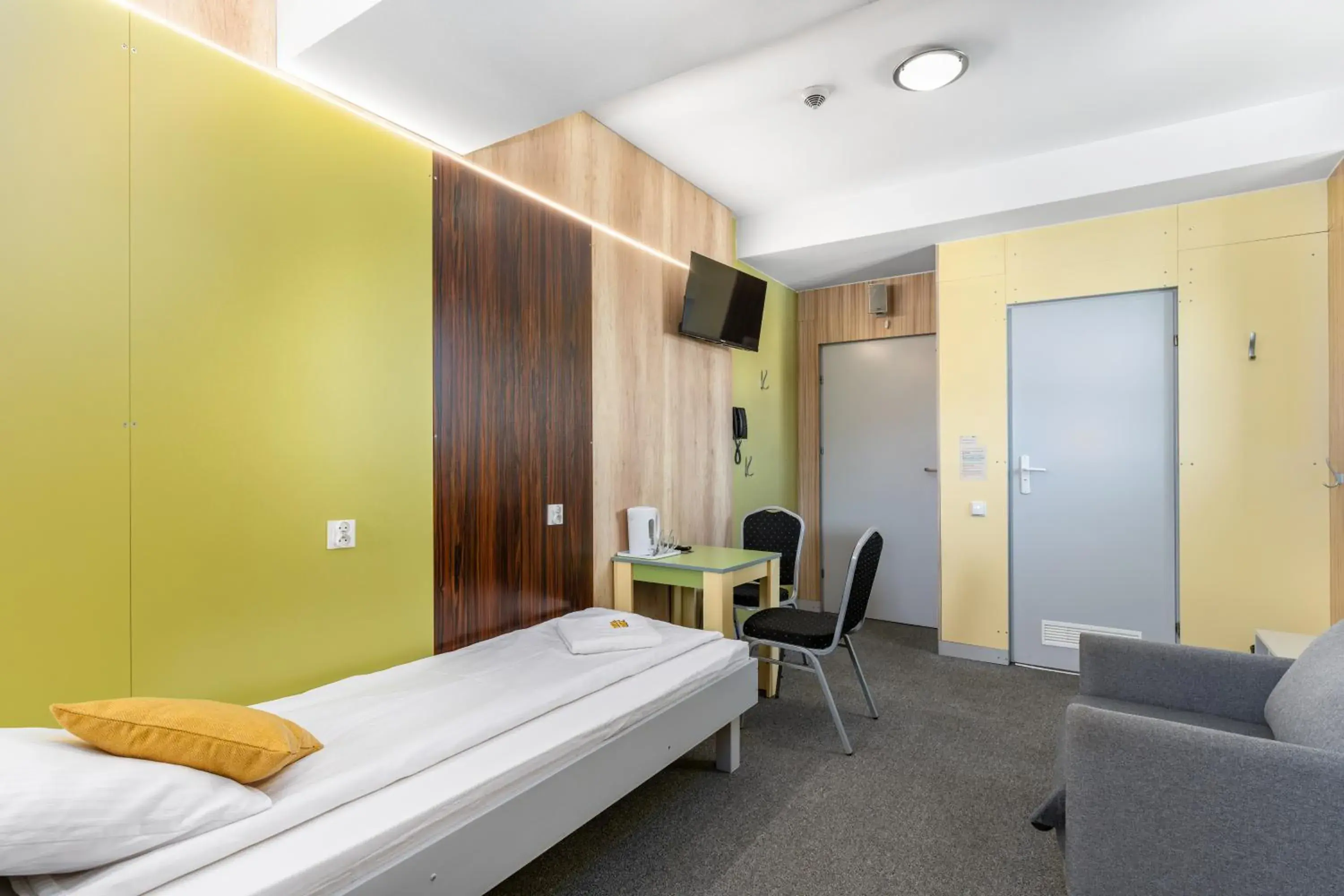 Twin Room in Elemels Planet Twin Room in Elemels Planet