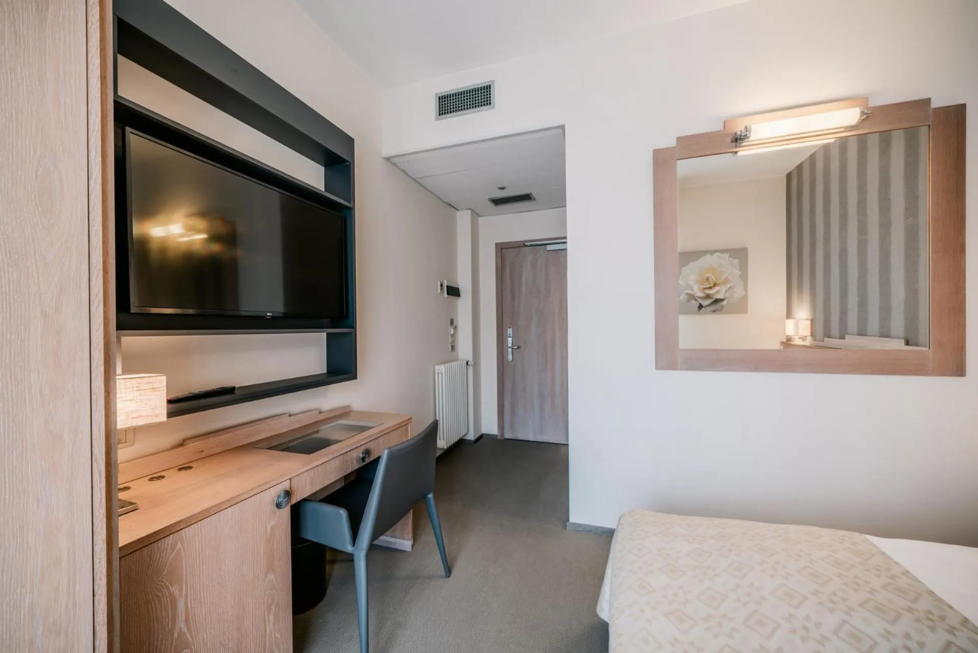 Bedroom, Bed in Hotel Europa Lignano