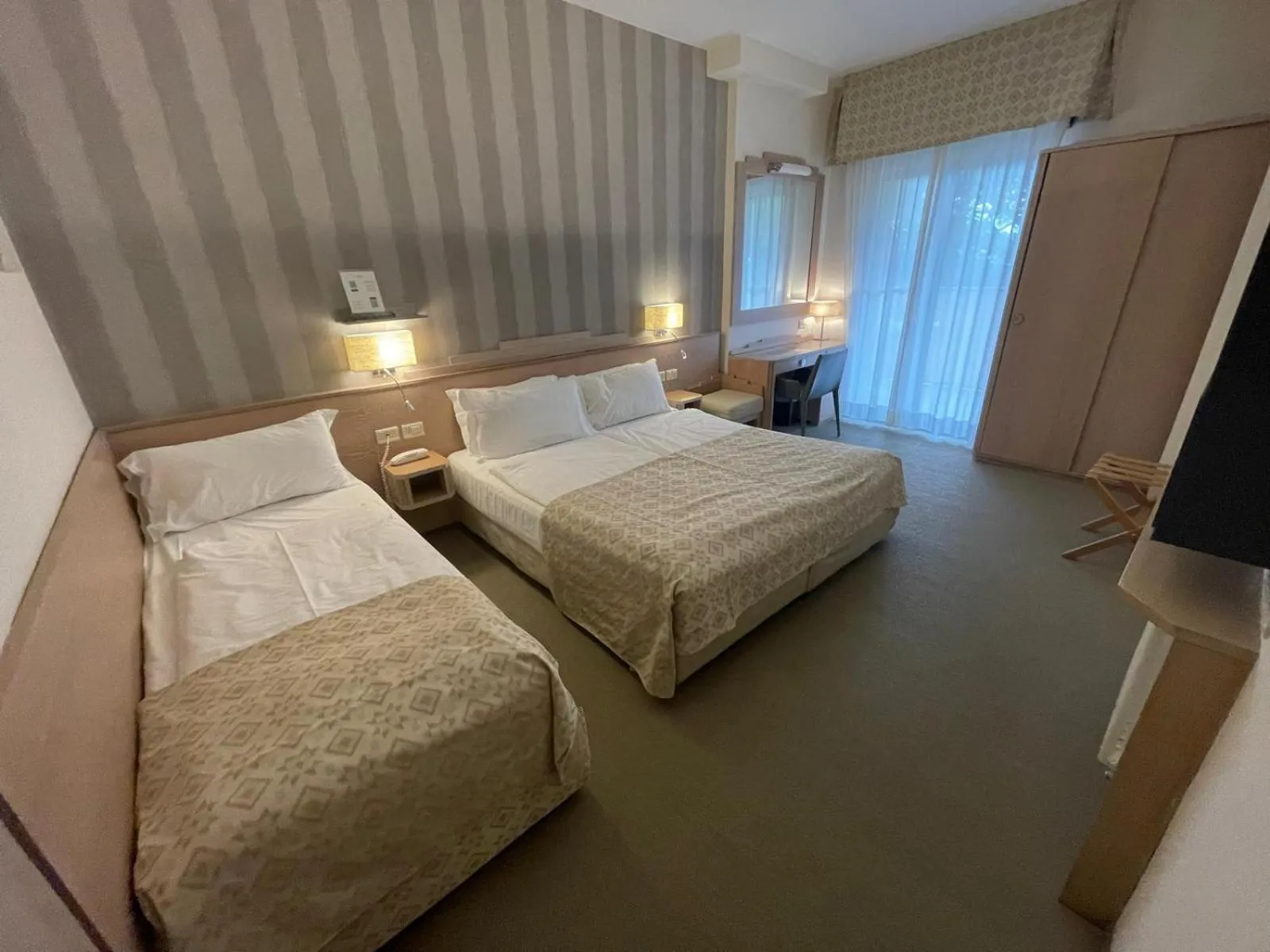 Bedroom, Bed in Hotel Europa Lignano