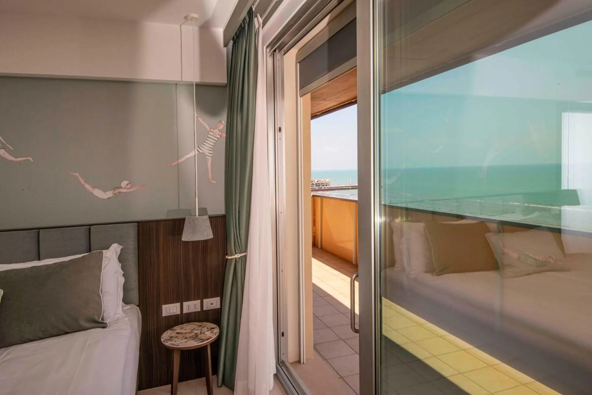 View (from property/room), Bed in Hotel Europa Lignano