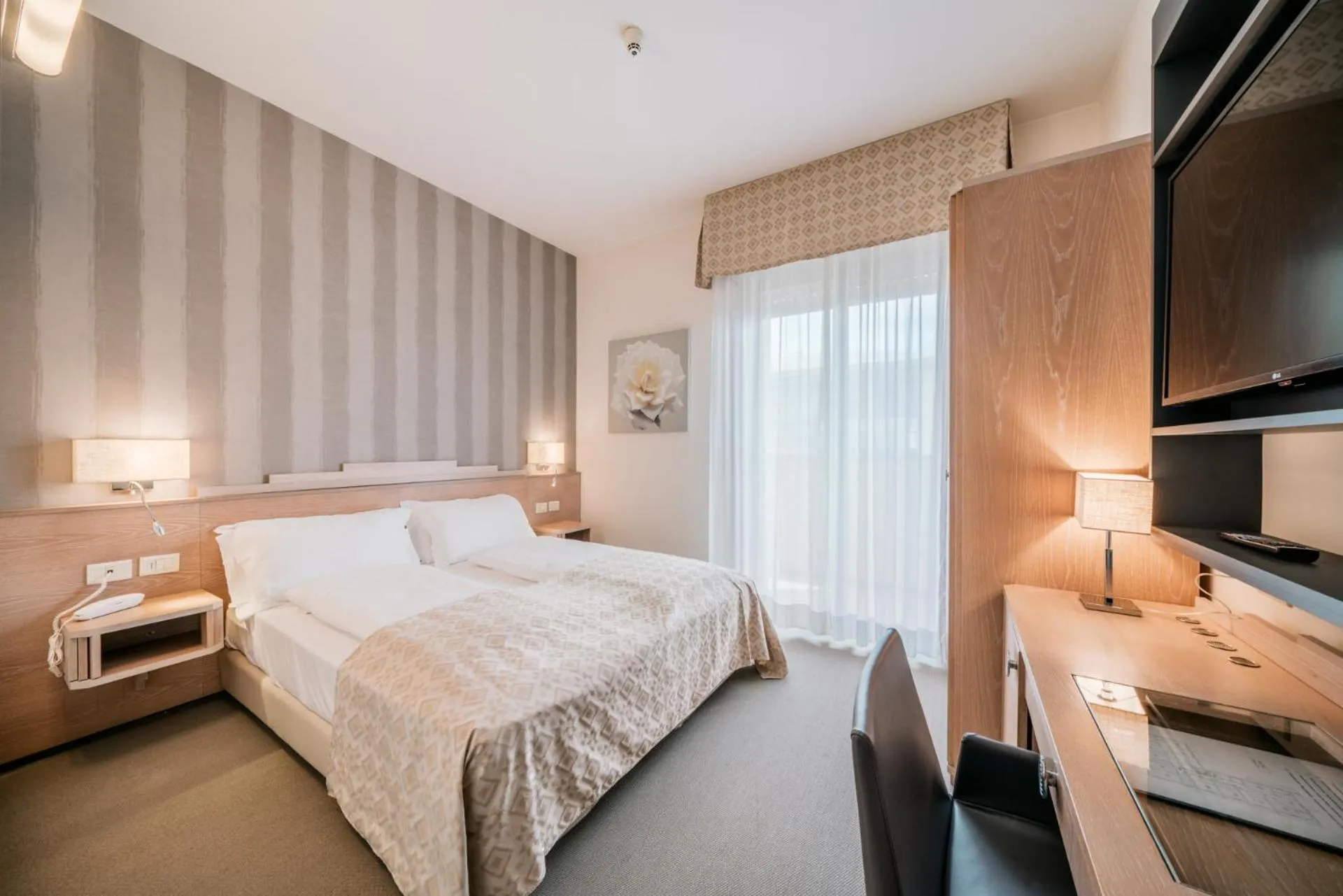 Bedroom, Bed in Hotel Europa Lignano