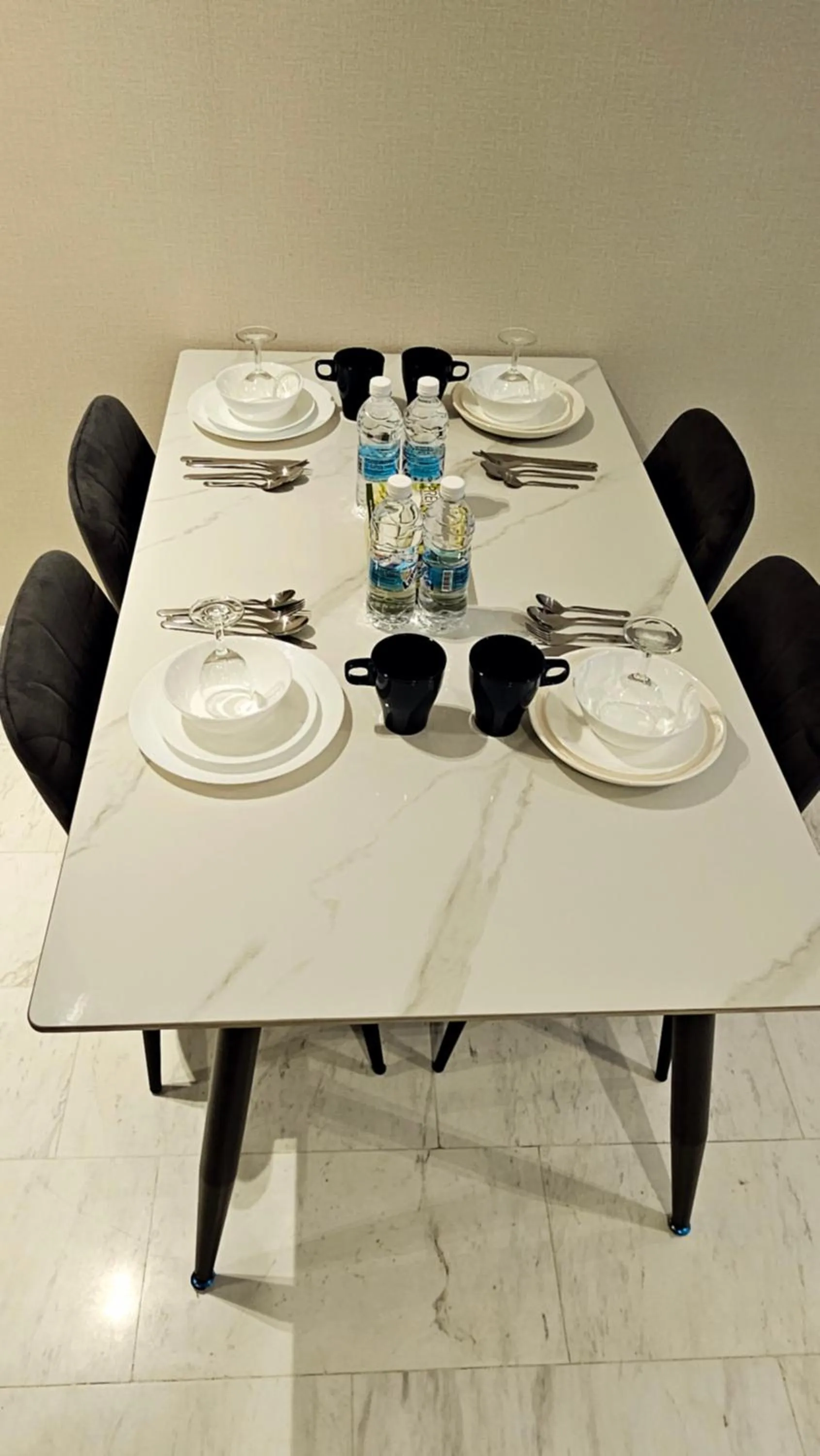 Dining area in Crystal Service Suite At Eaton KLCC