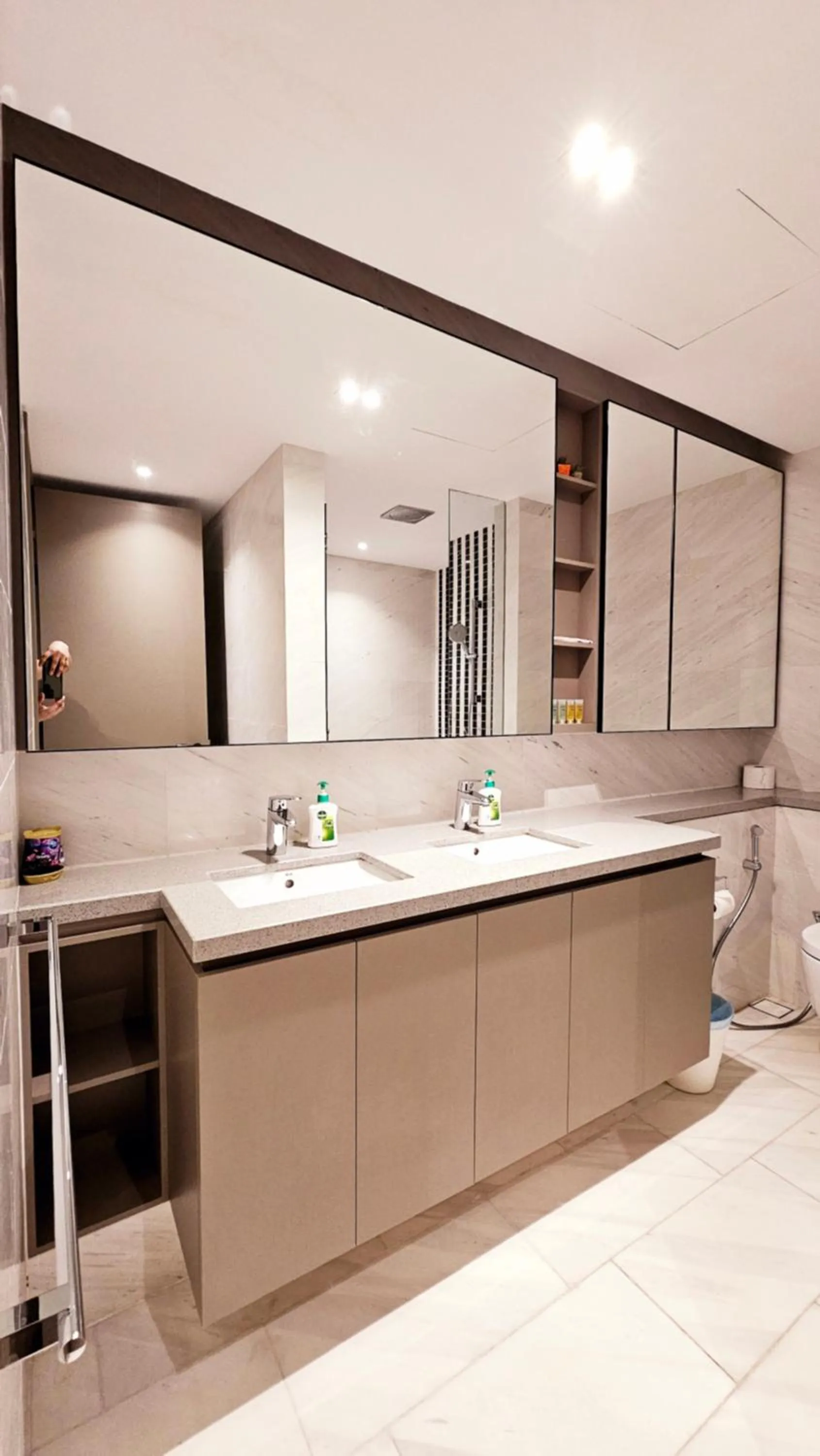 Toilet in Crystal Service Suite At Eaton KLCC