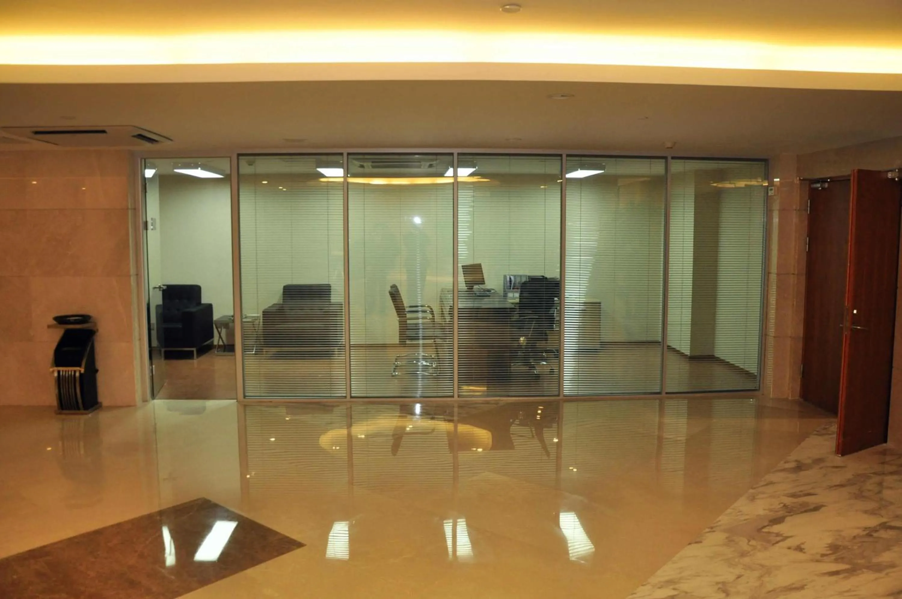 Meeting/conference room in Ramada Nanjing