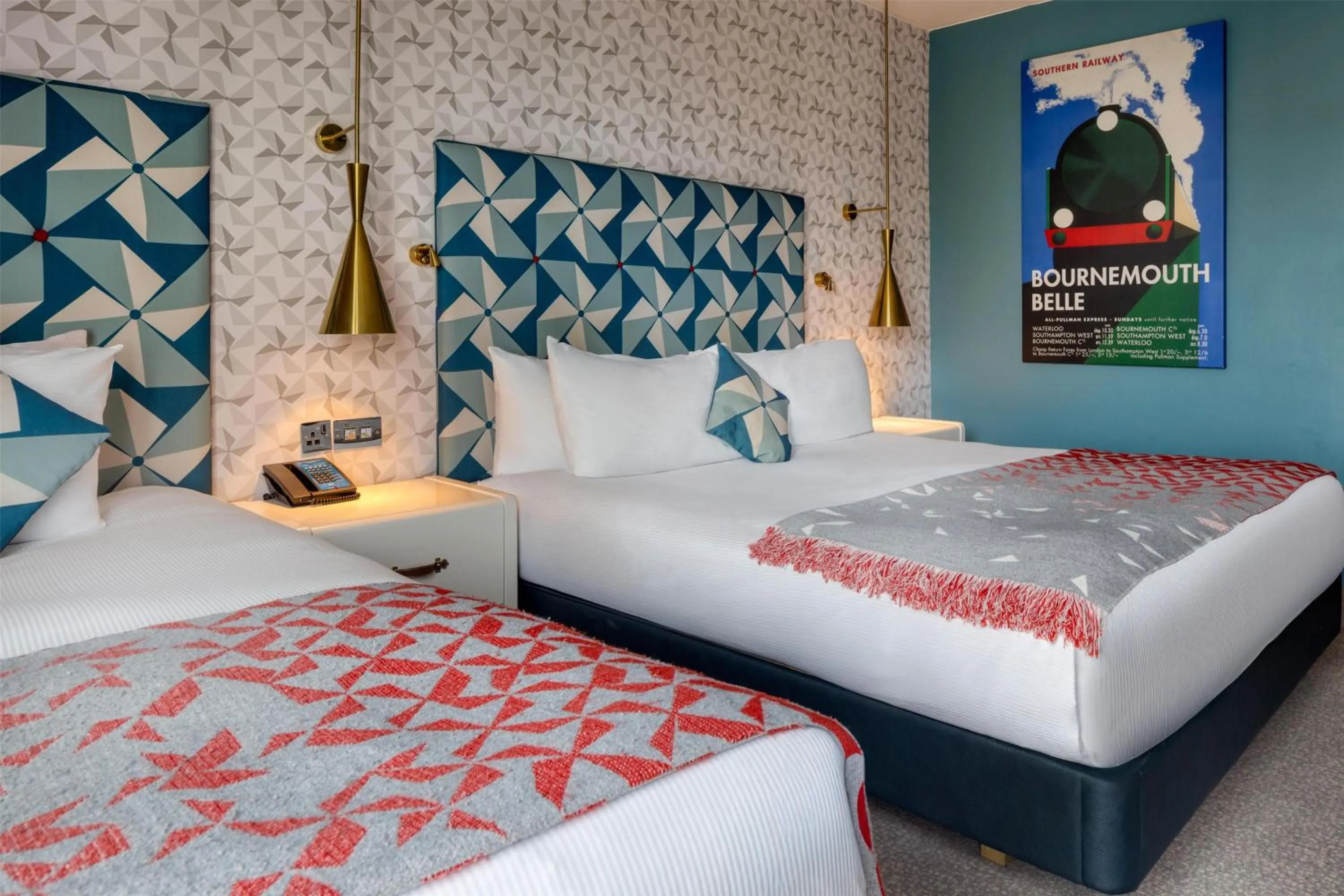 Bed in Hilton Bournemouth