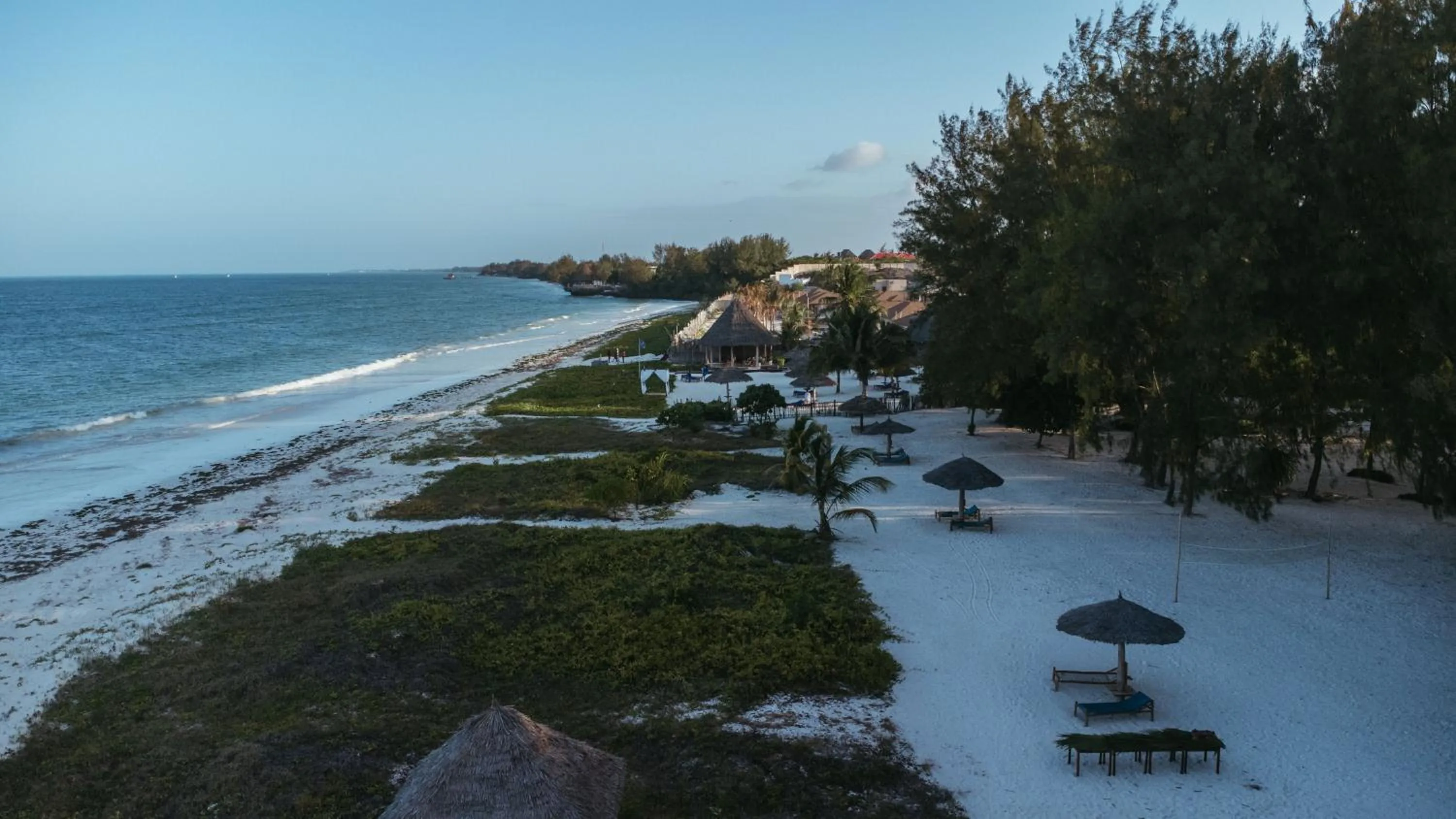 Beach in Hakuna Majiwe Beach Lodge