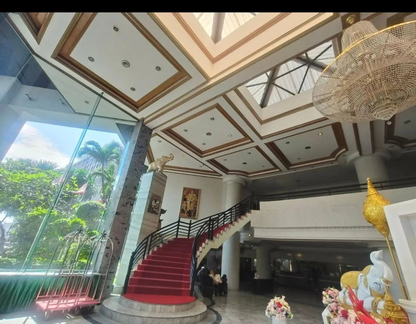 Lobby or reception in First Pacific Cirrus