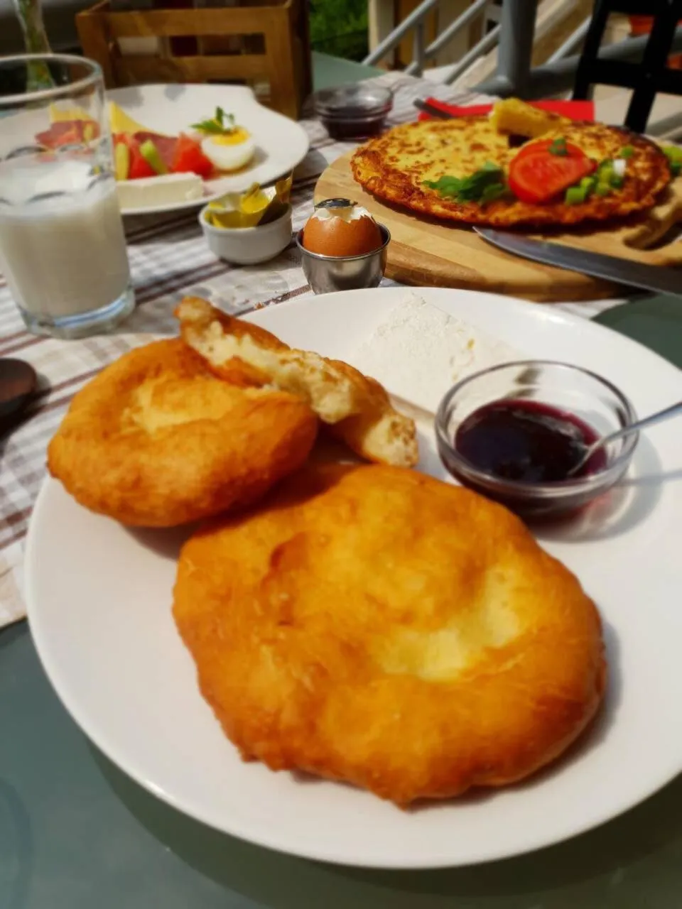 Breakfast in Mountain Boutique Family Hotel