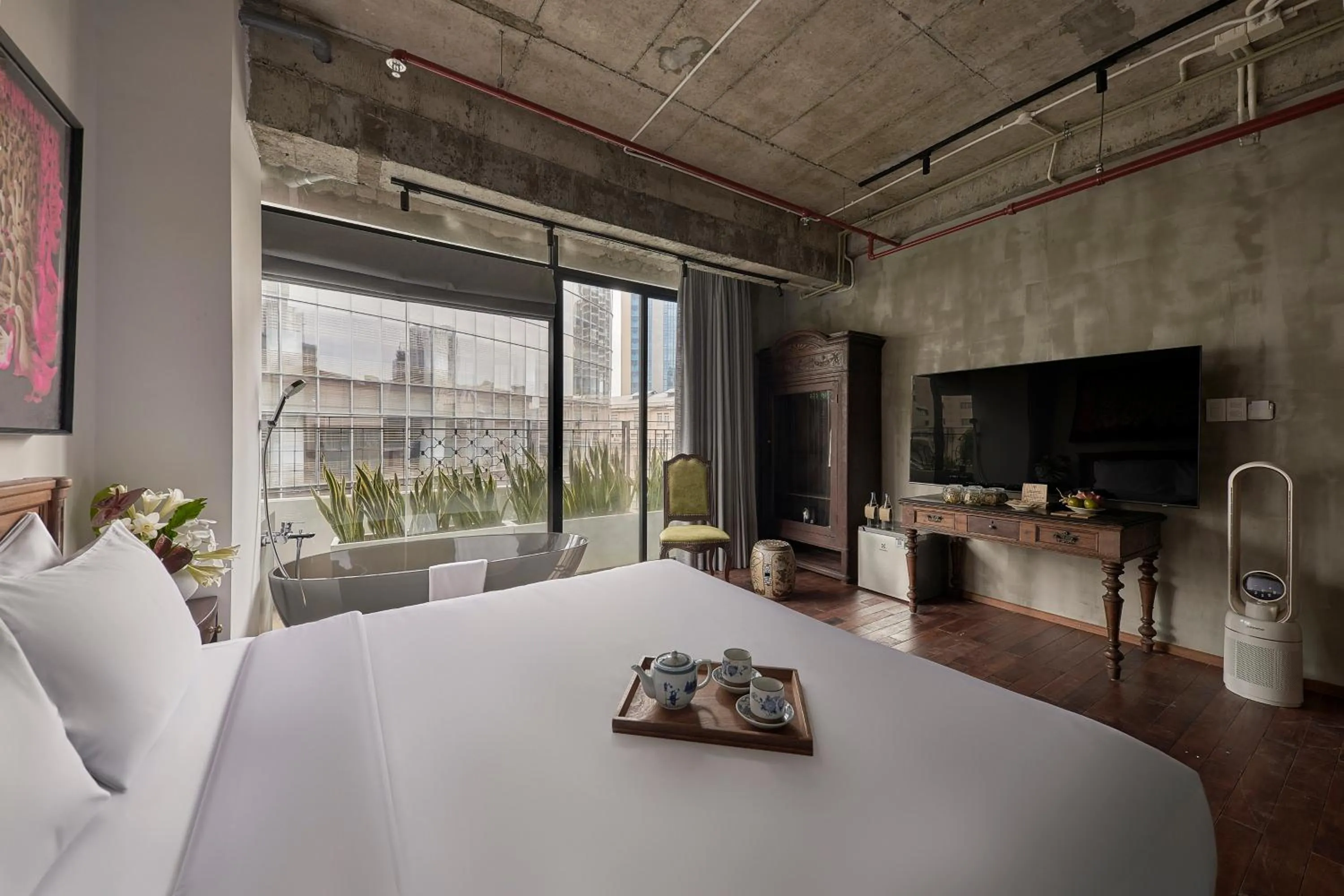 Bedroom, Bed in Anima Saigon Boutique - Vietnamese Contemporary Art Hotel