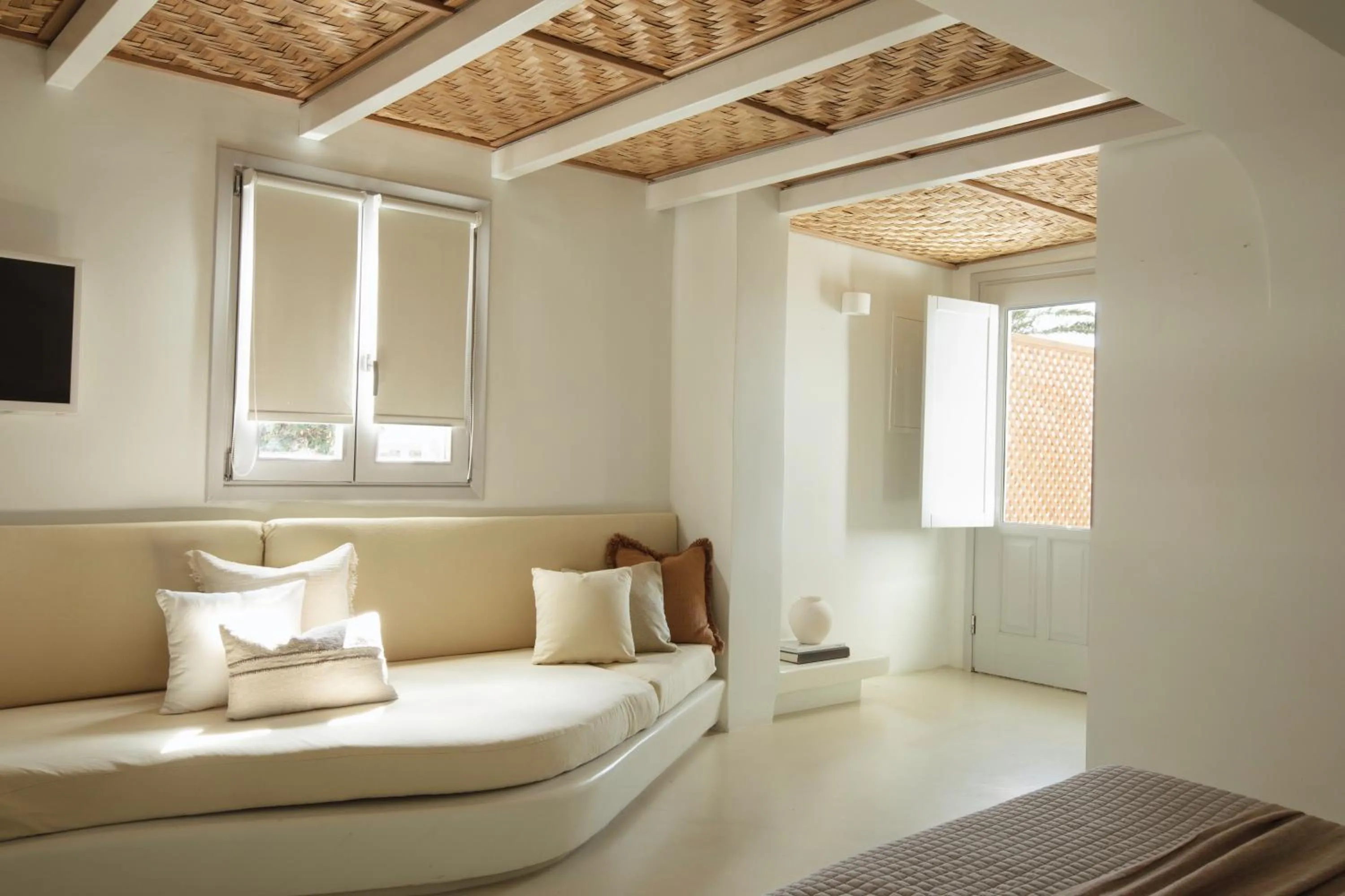 Decorative detail, Bed in Andronikos Hotel