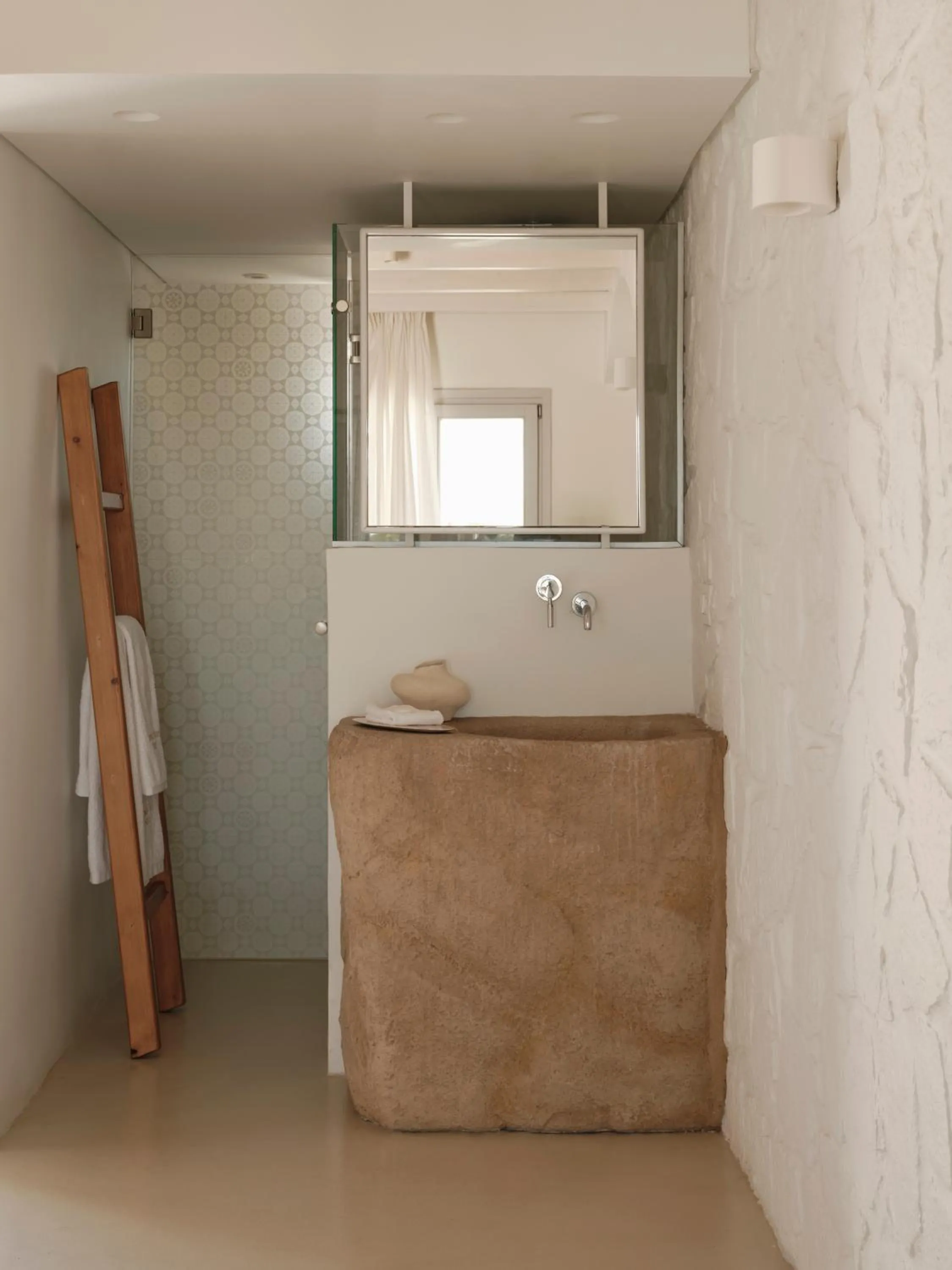 Decorative detail in Andronikos Hotel