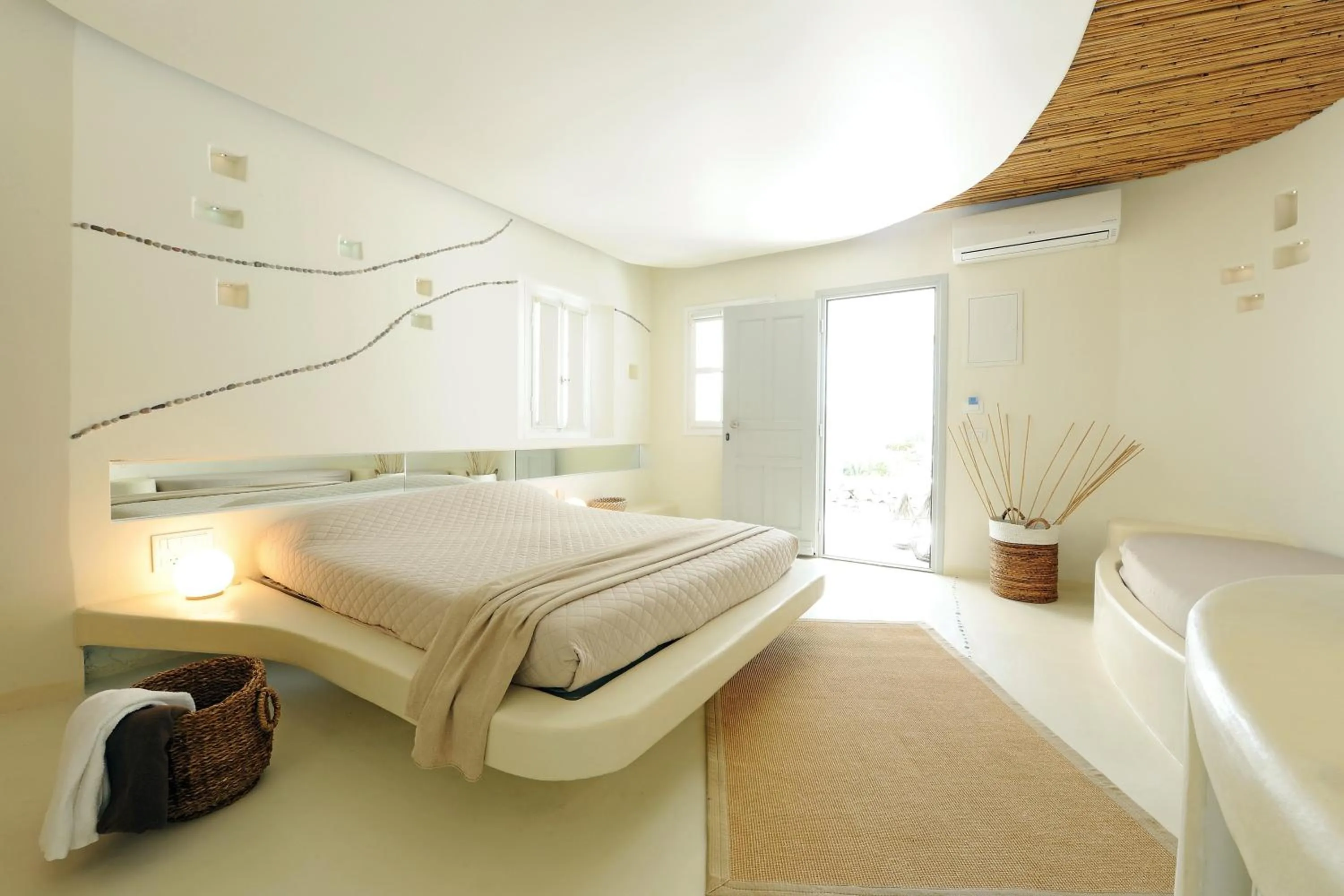 Garden, Bed in Andronikos Hotel