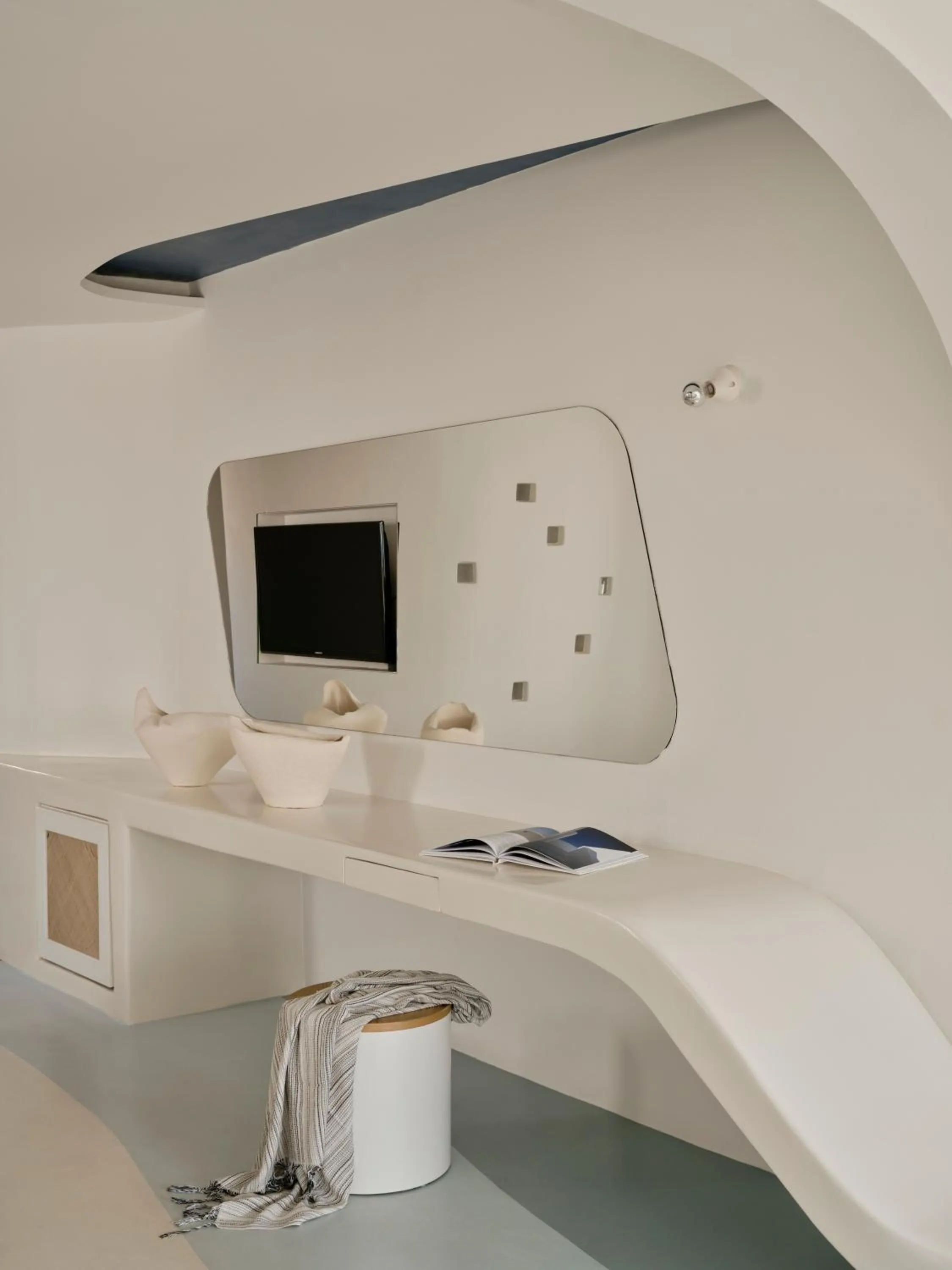 Decorative detail in Andronikos Hotel