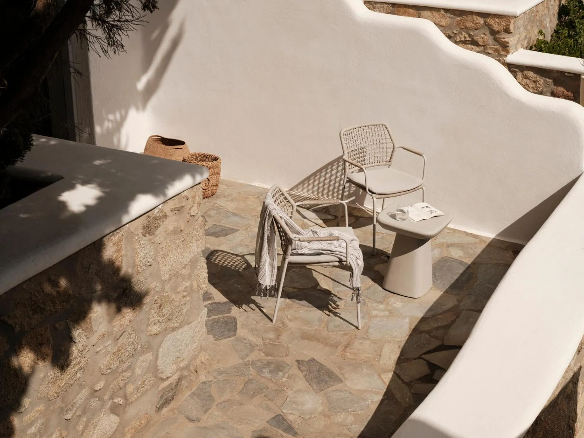 Garden in Andronikos Hotel