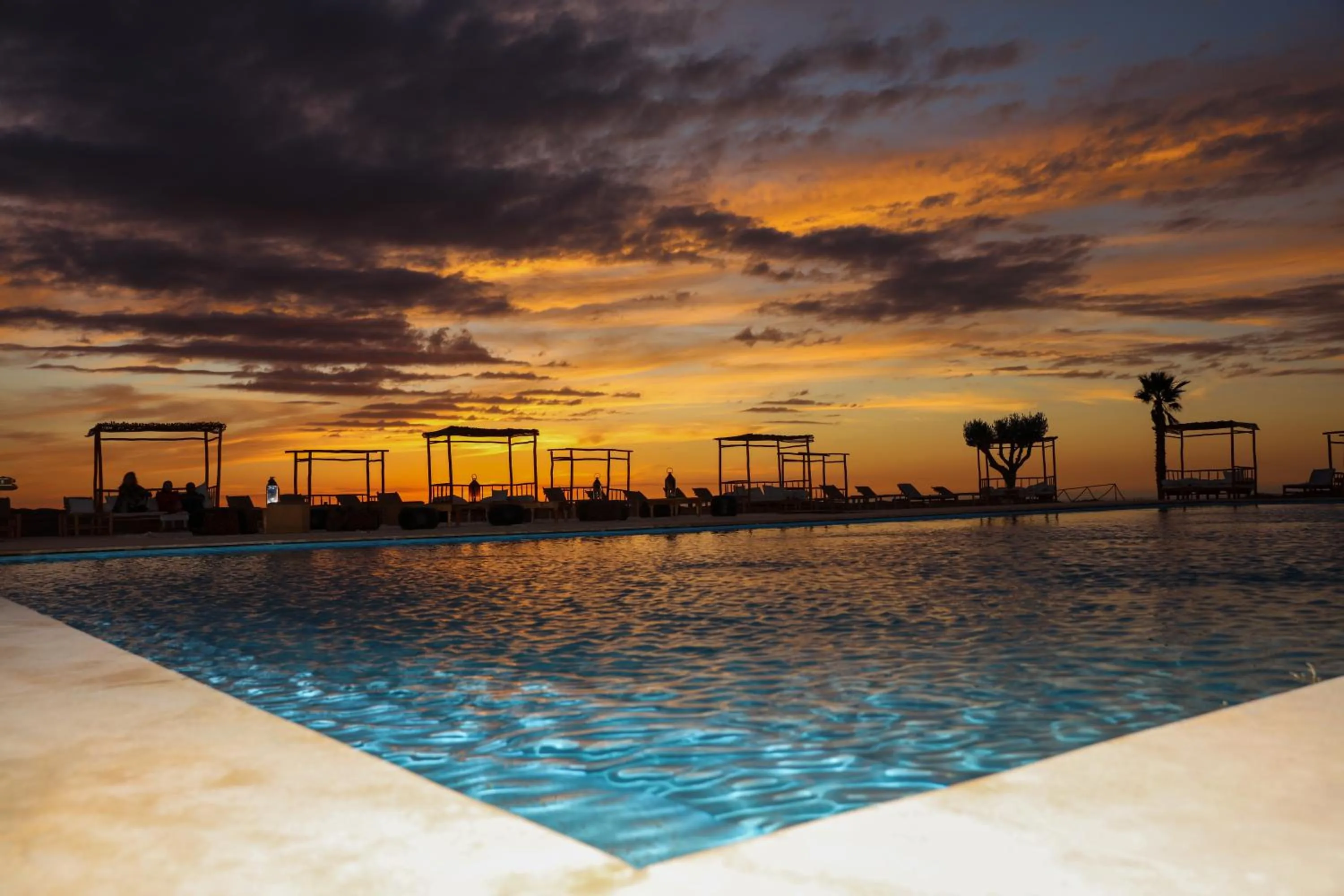 Swimming pool in Kal Tenere Agafay Luxury Camp