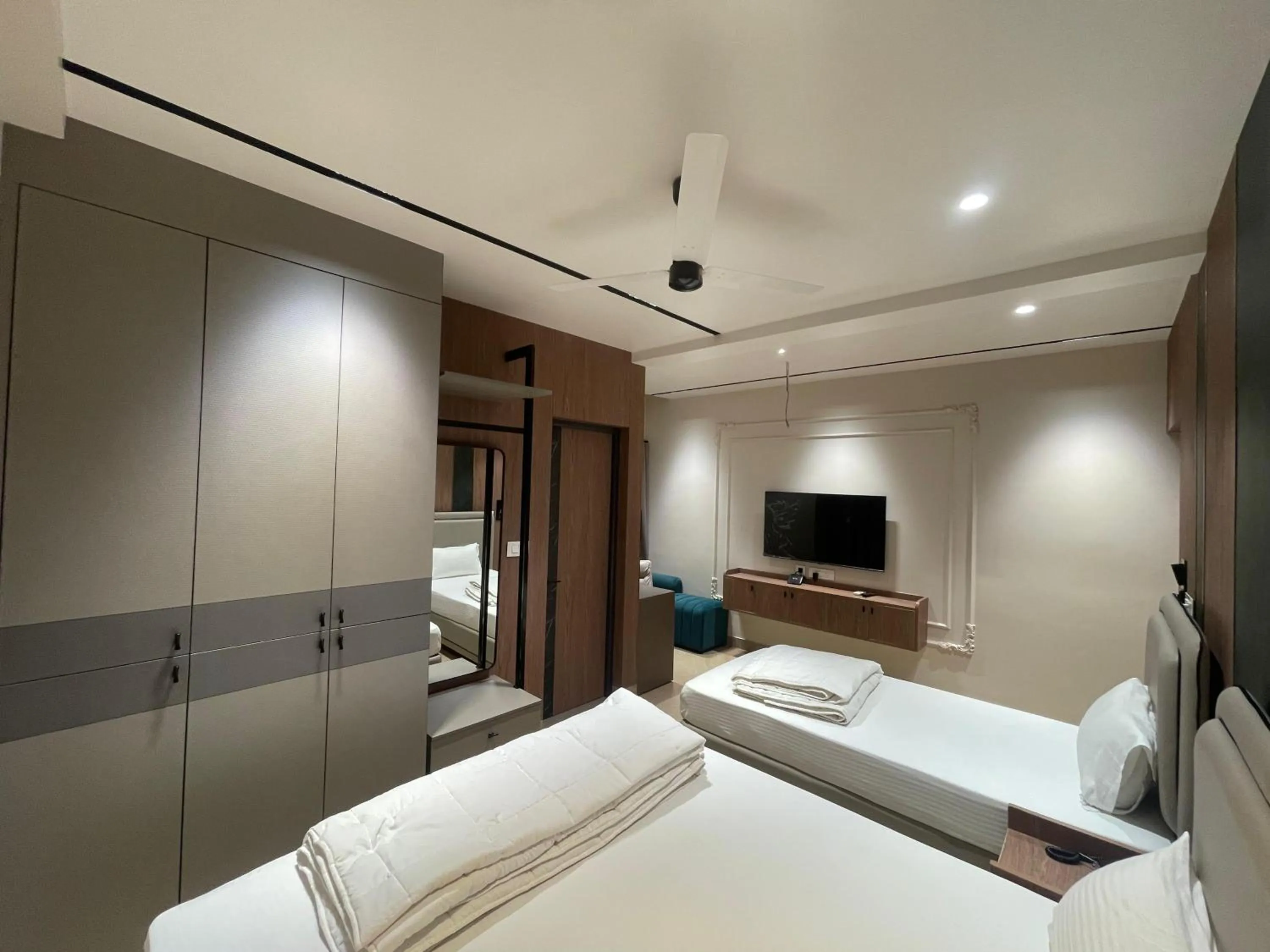 Bed in KB MARINA PARk