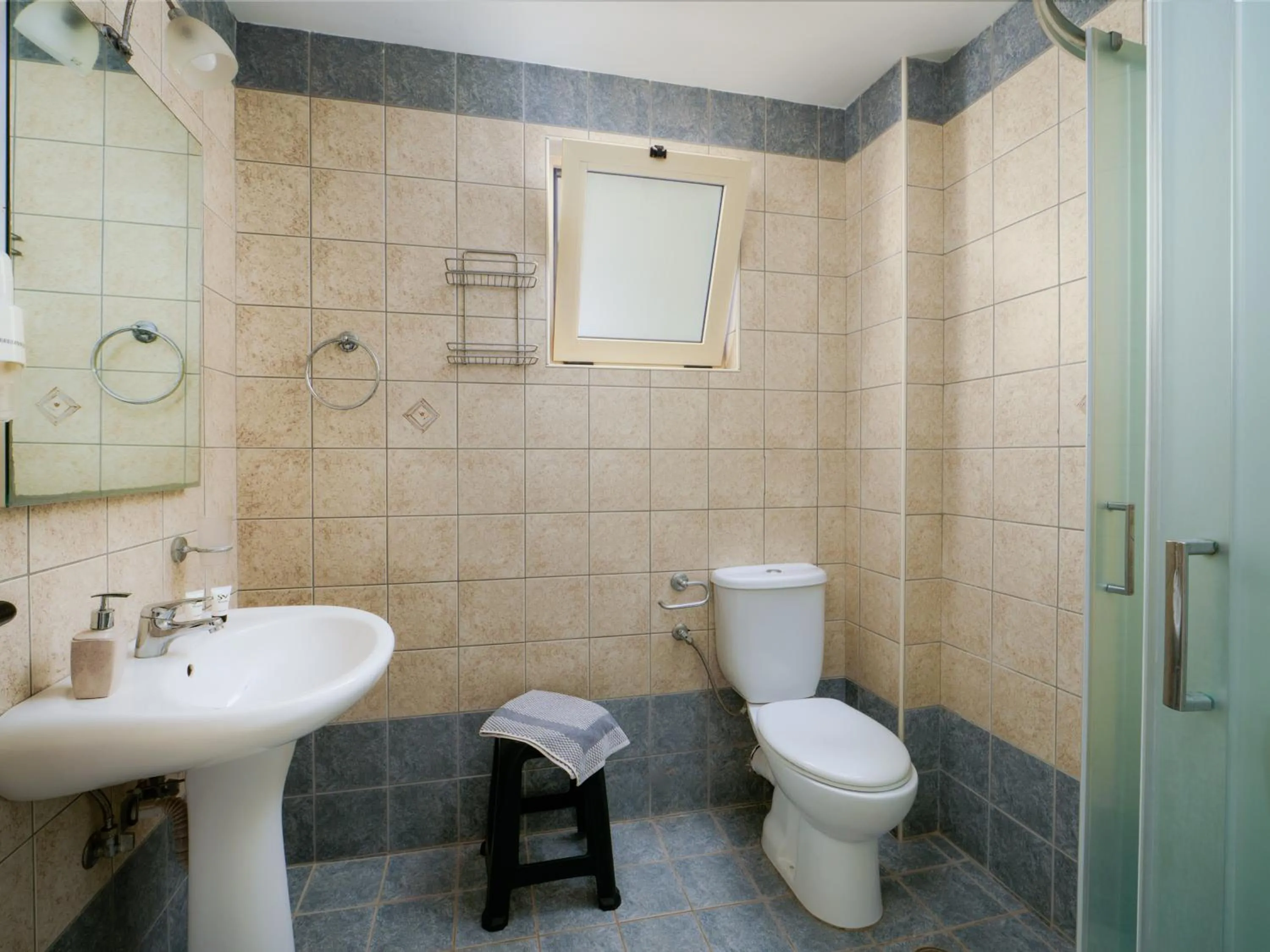 Bathroom in Fotis Studios Apartments