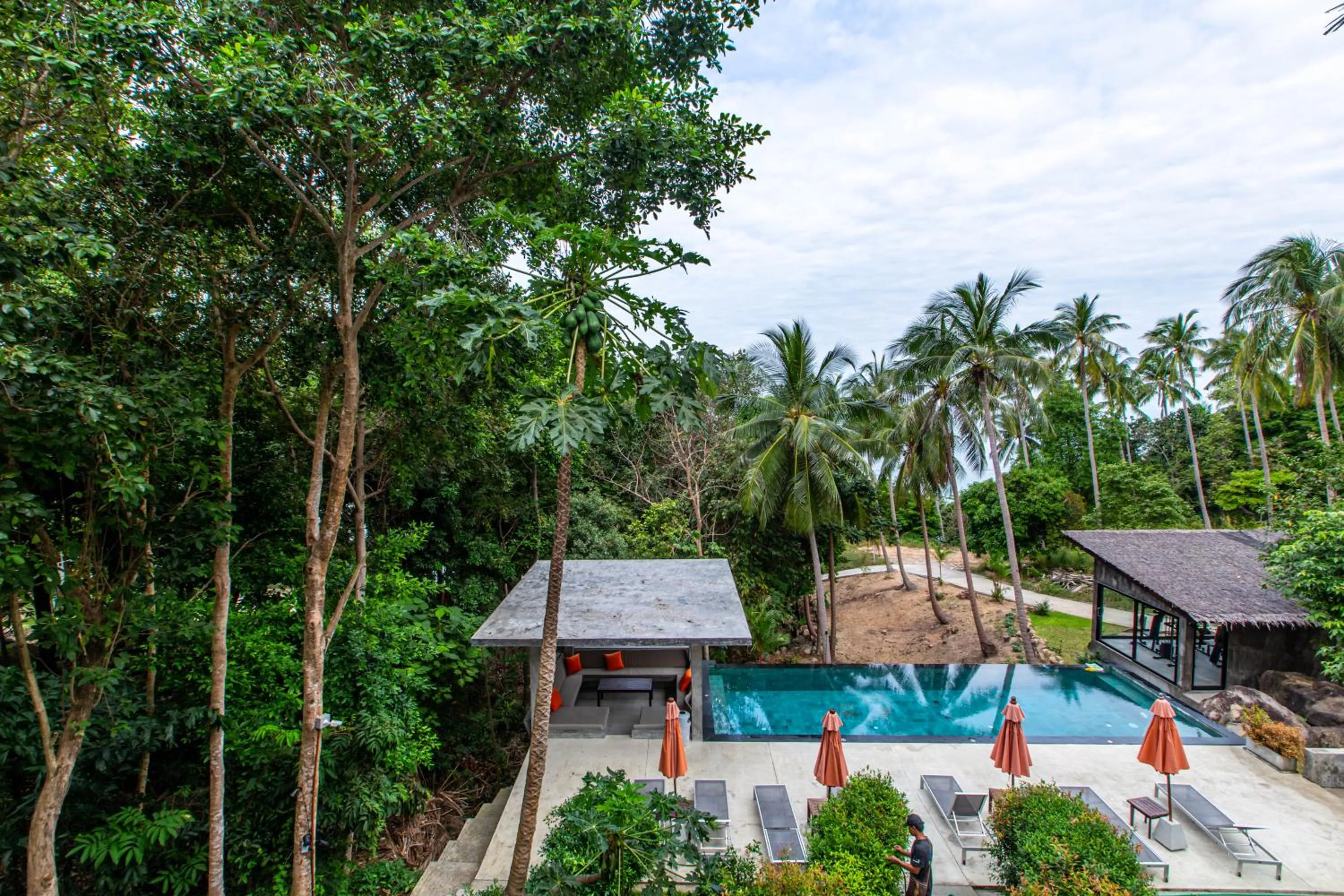 Pool view in Padel Phangan Suite