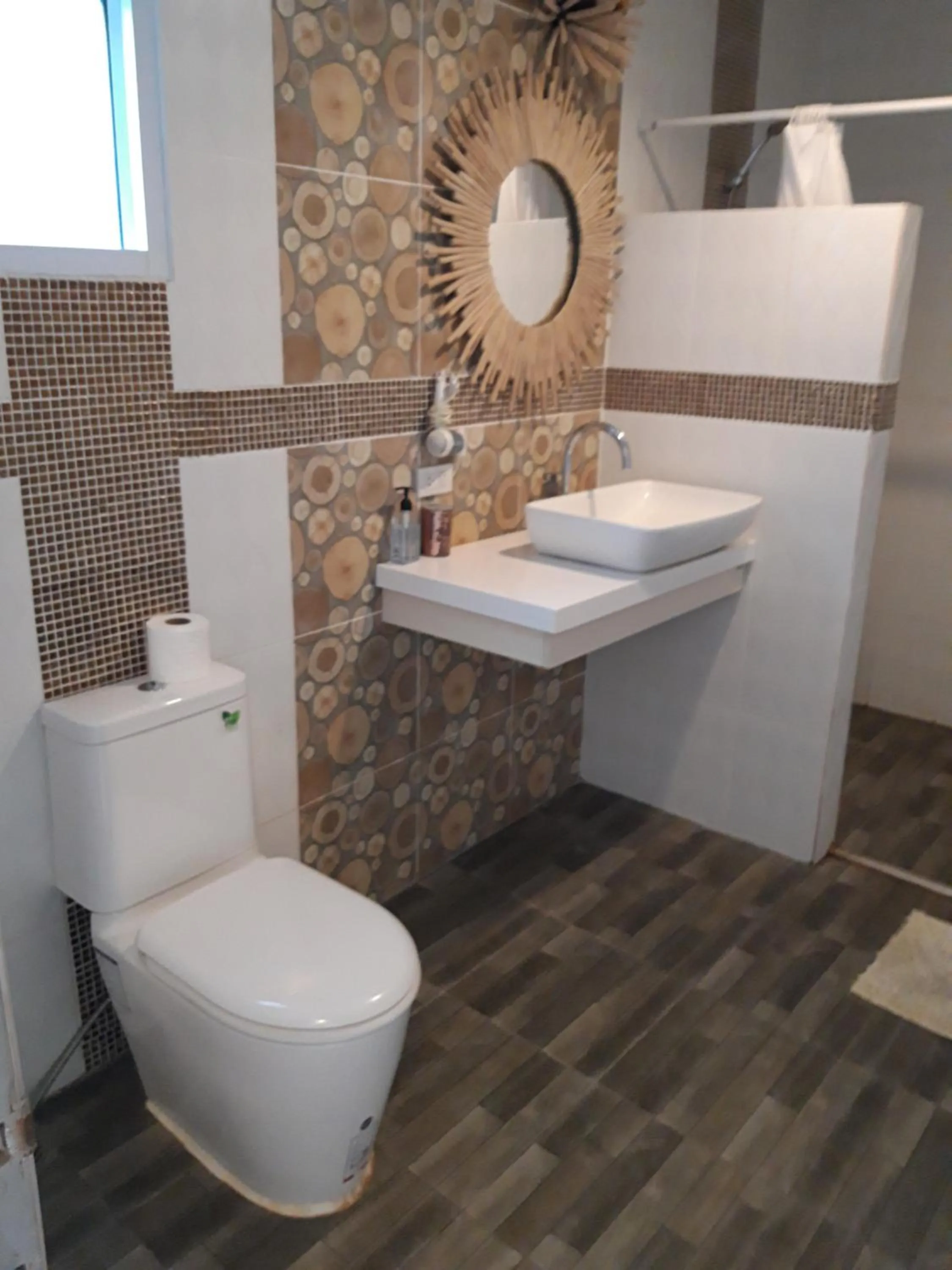 Bathroom in Padel Phangan Suite