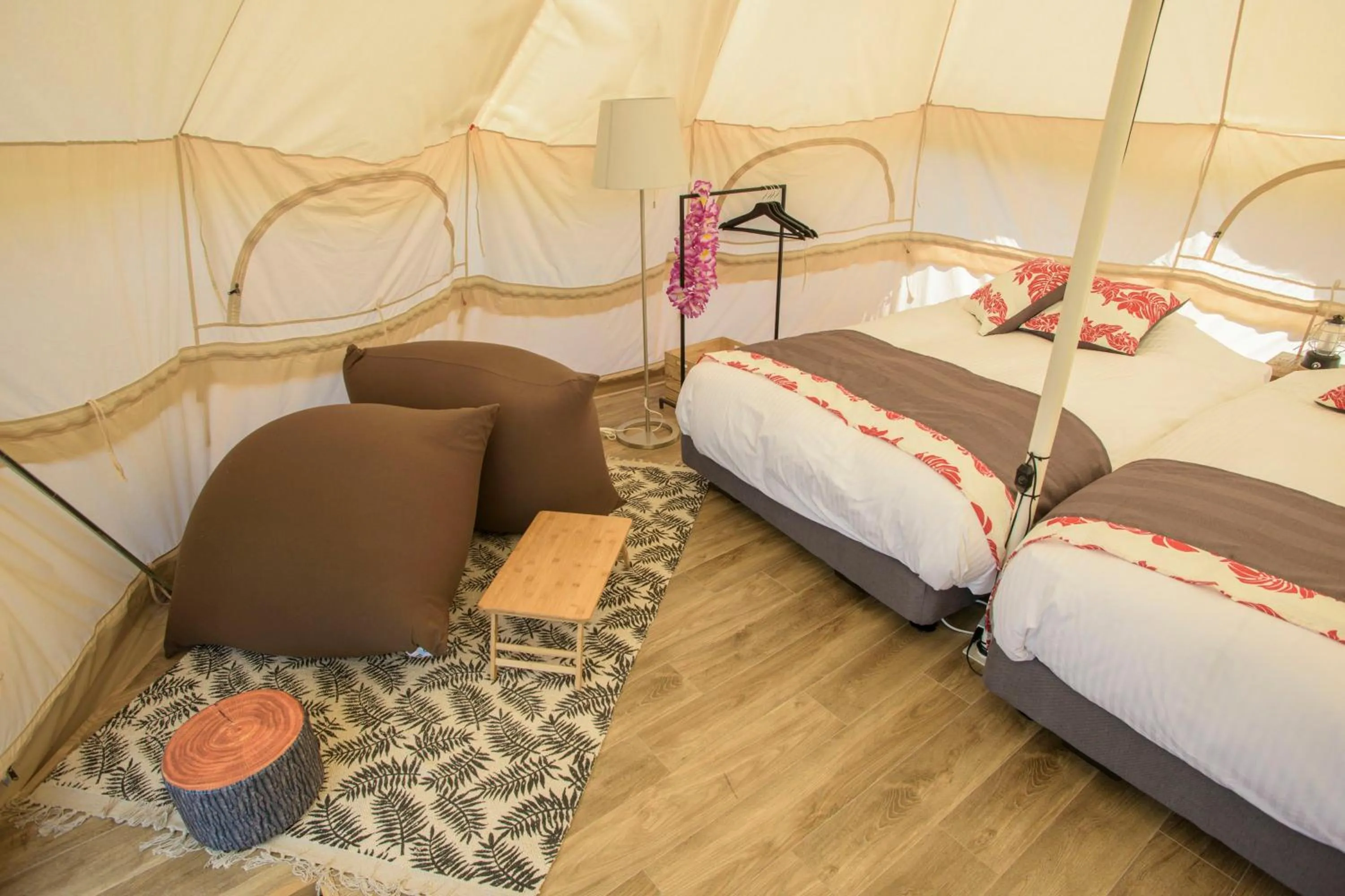 Bed in Hawaiians Glamping Mauna Village