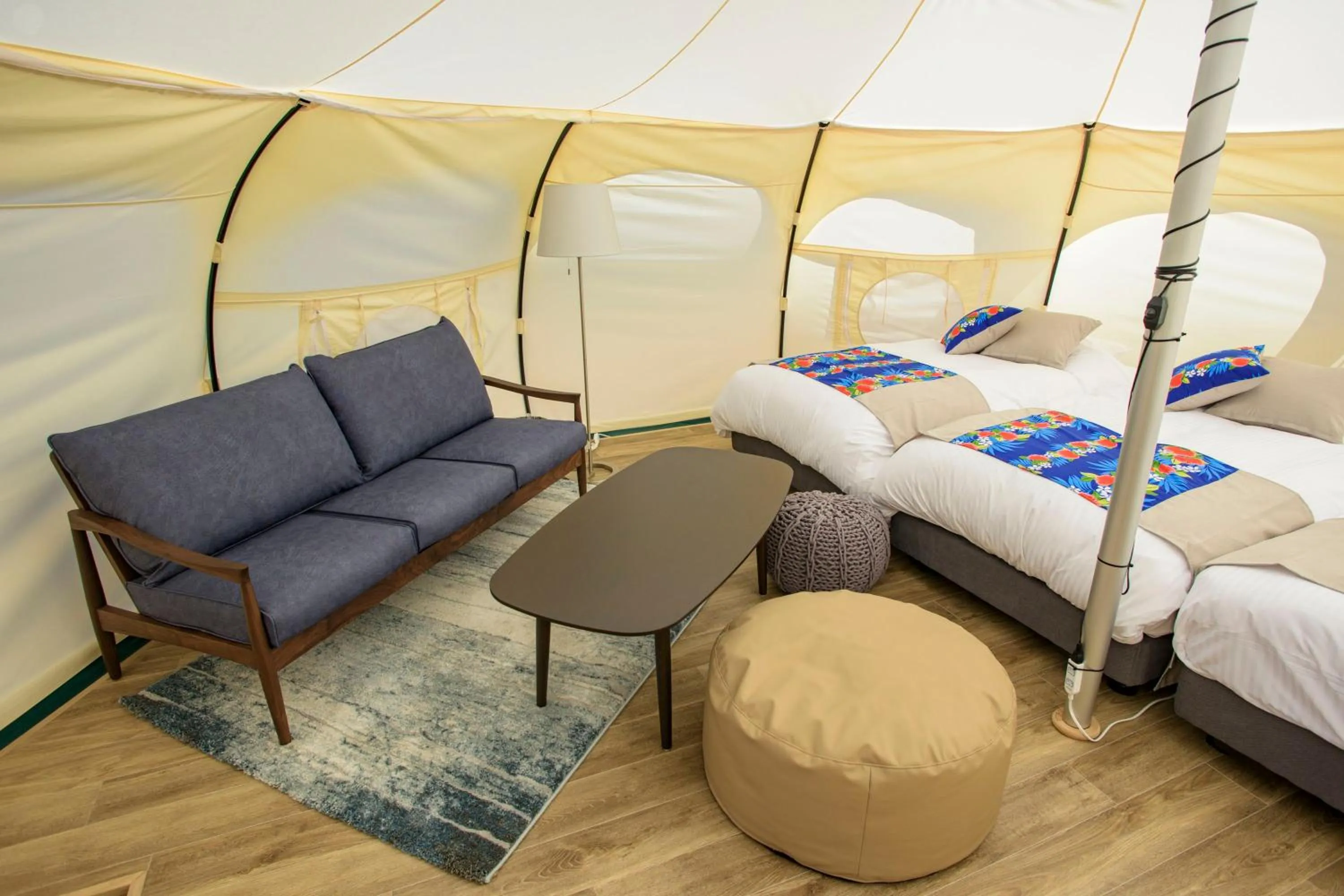 Bed in Hawaiians Glamping Mauna Village